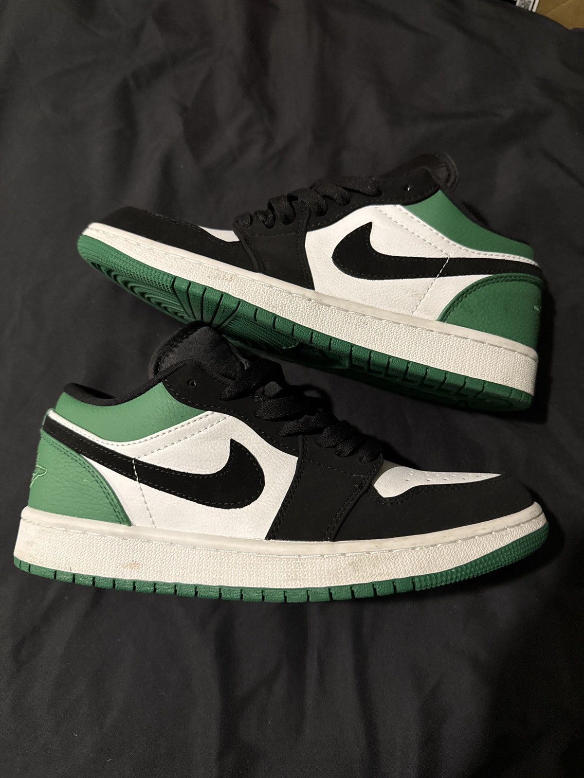 Jordan Brand Jordan 1 Low Mystic green Size US 9 / EU 42 - 1 Thumbnail