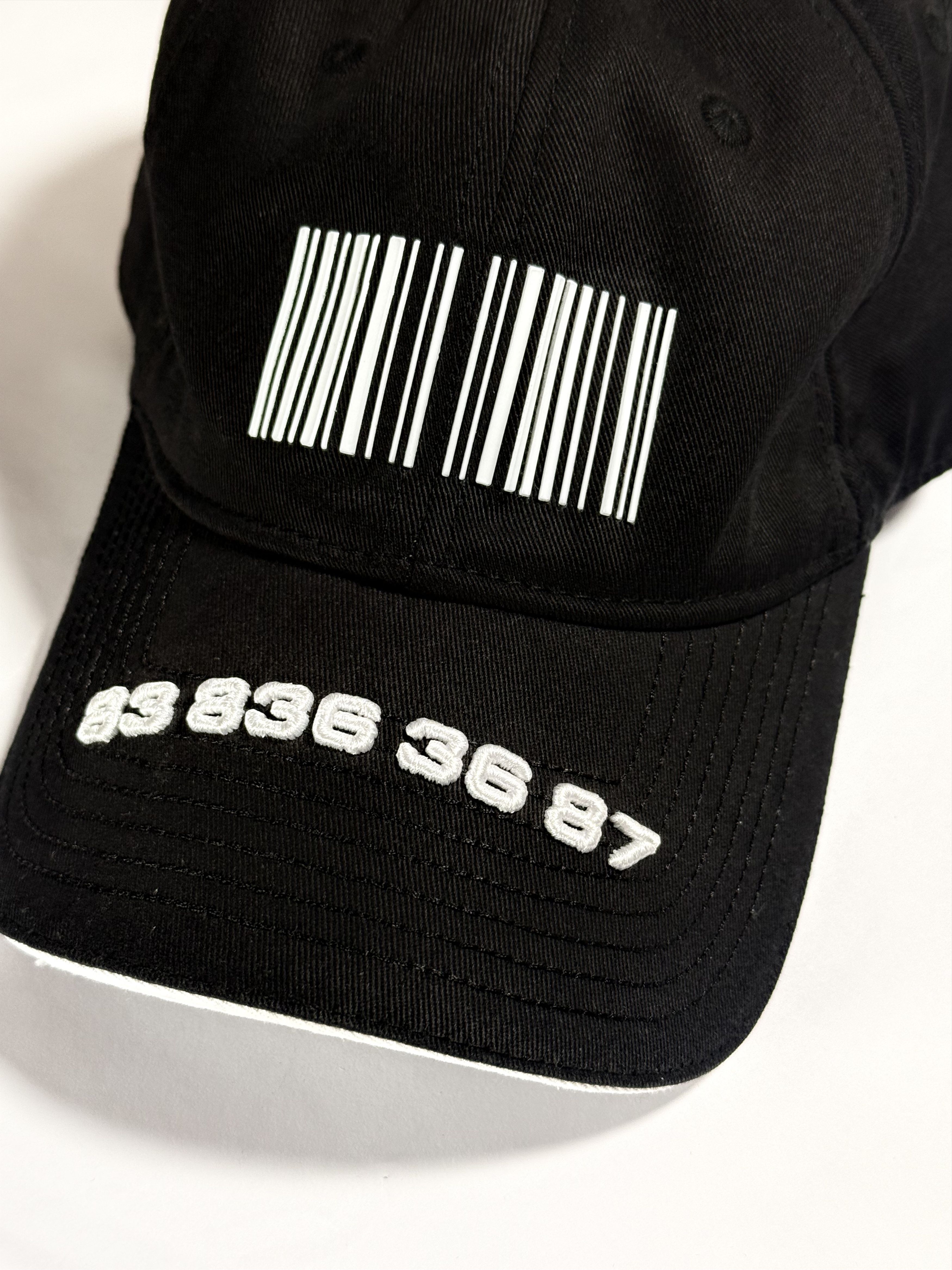 Vetements Vetements Barcode Cap Black Size ONE SIZE - 1 Thumbnail