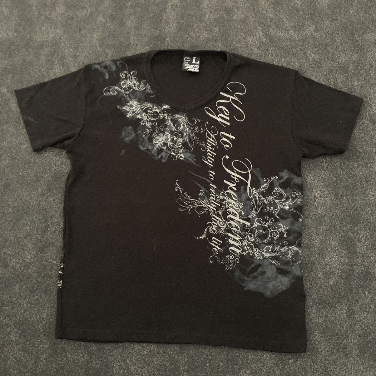Japanese Brand Y2k Gothic art “key to freedom” tshirt Size US L / EU 52-54 / 3 - 1 Thumbnail
