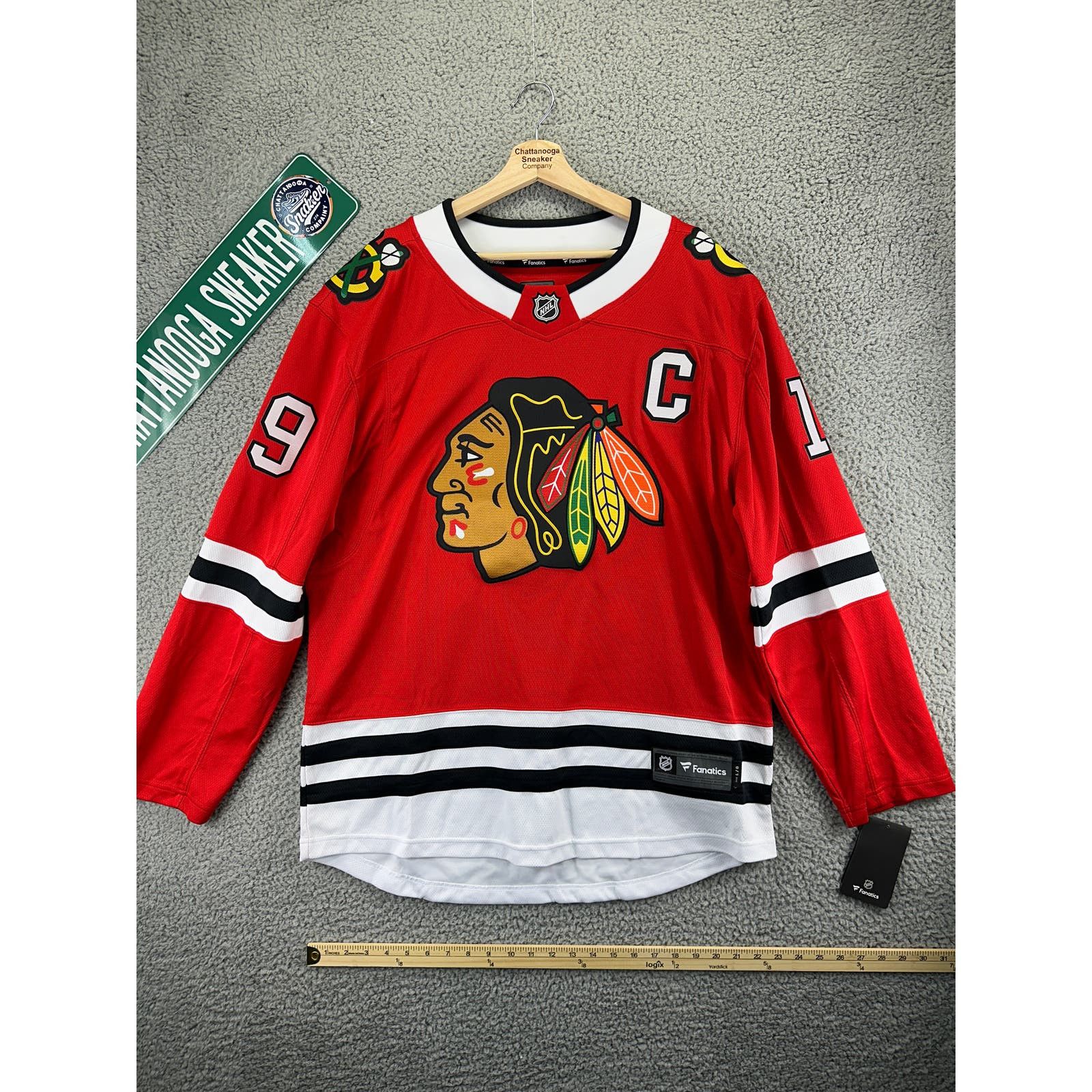 Fanatics Chicago Blackhawks TOEWS 19 Mens Large NHL Jersey