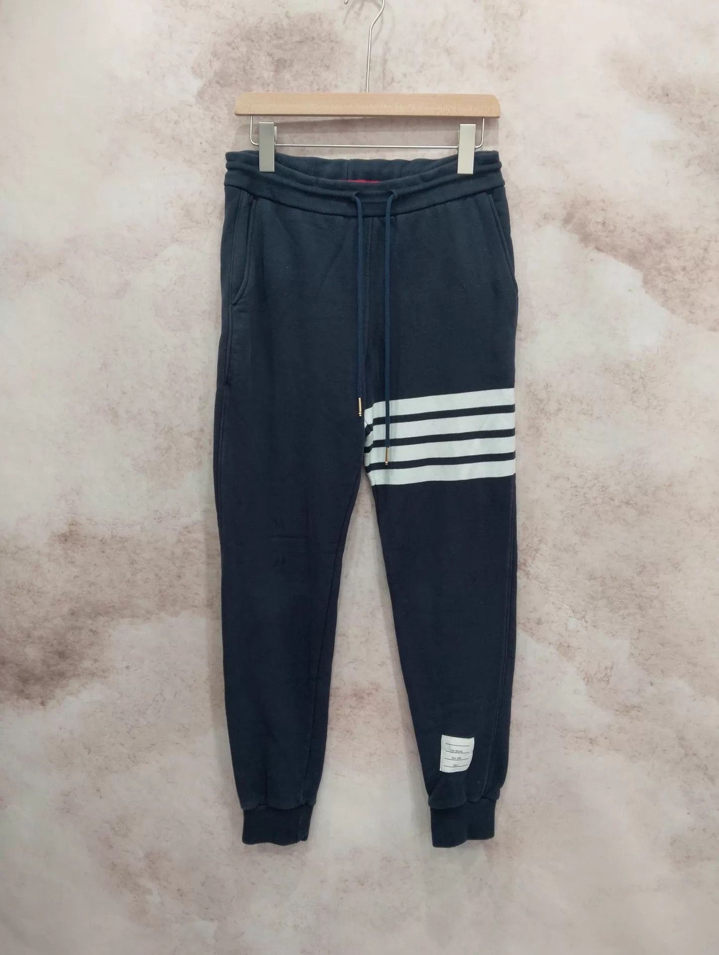 Thom Browne Thom Browne Navy Blue Sweatpants Size 1 Size US 29 - 1 Thumbnail