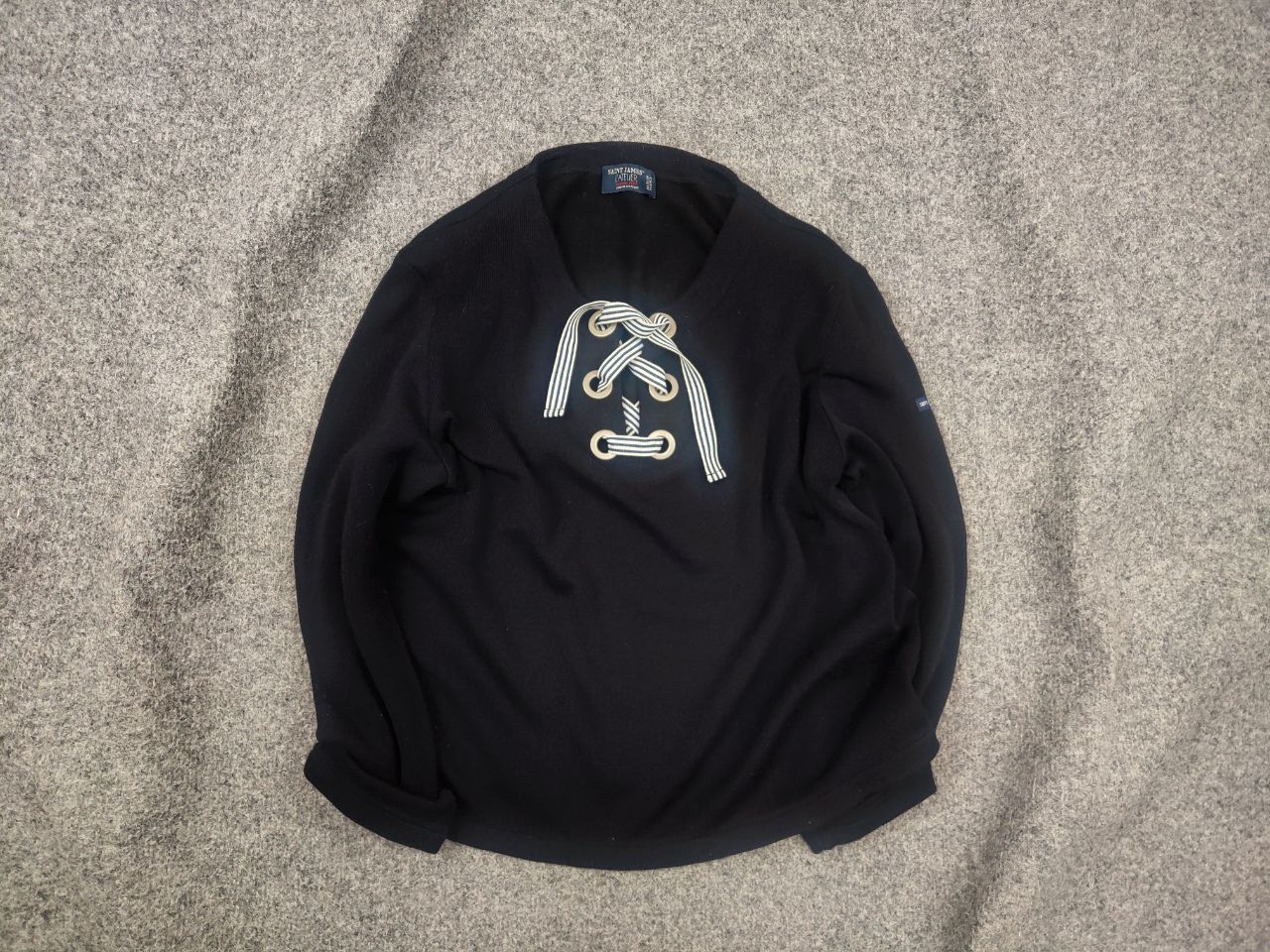 Saint James Saint James Design Wool Blend Sweater neckline and laces Size L / US 10 / IT 46 - 1 Thumbnail
