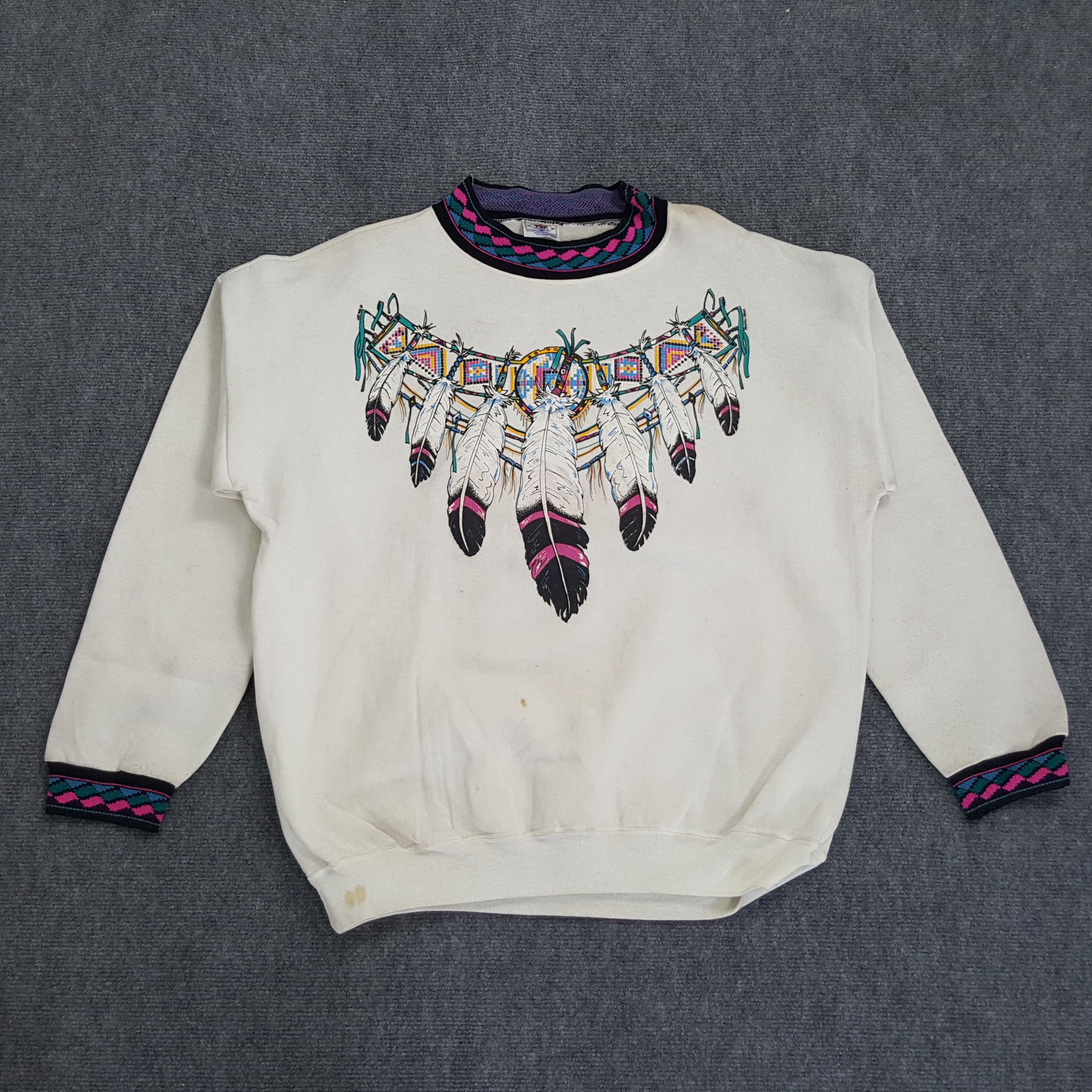Vintage 90's Native America Designed by JnzHell Moore Sweatshirt Size US XL / EU 56 / 4 - 1 Thumbnail