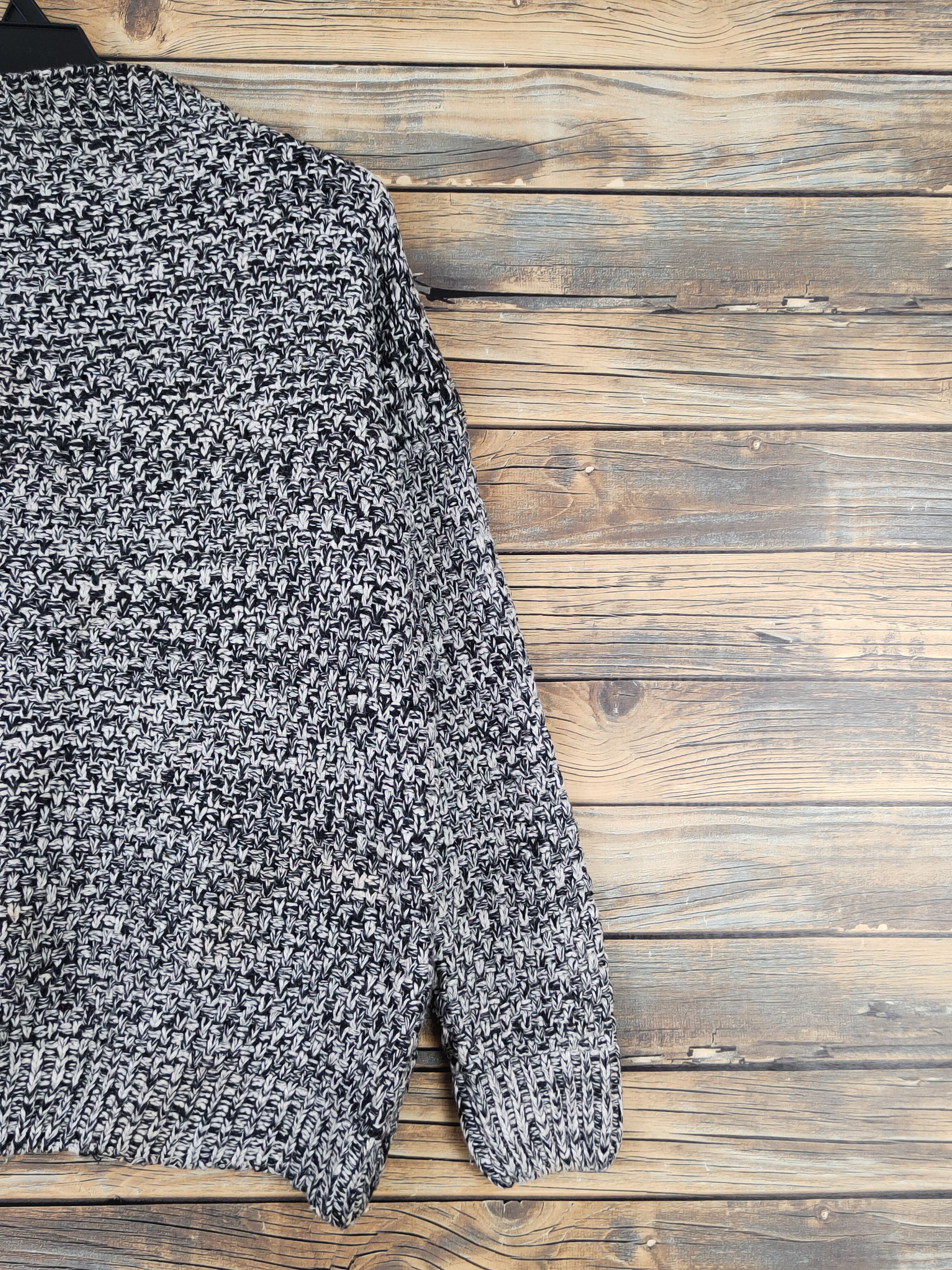 Japanese Brand × Vintage Japanese Brand Black Knitwear Sweatshirts #W979 Size US S / EU 44-46 / 1 - 10 Thumbnail