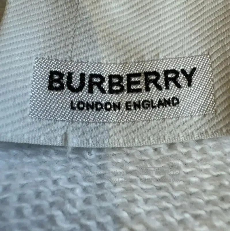 Burberry Burberry Women's White Cotton Sweatshirt. Size S / US 4 / IT 40 - 4 Thumbnail