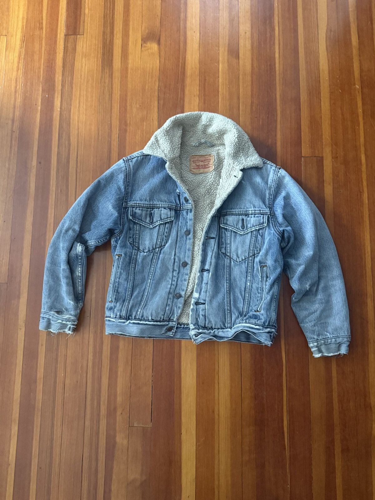 Levi's Vintage Clothing Vintage sherpa lined Levis denim jacket Size US S / EU 44-46 / 1 - 1 Thumbnail