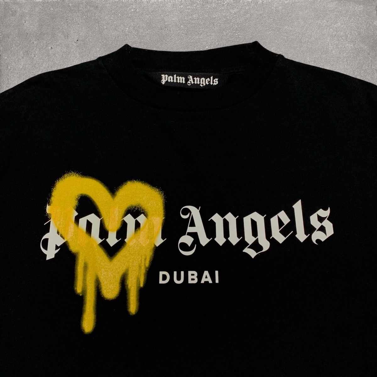 Represent Clo. Palm Angels Small Dubai Sprayed Heart Black Tee Size US S / EU 44-46 / 1 - 3 Thumbnail
