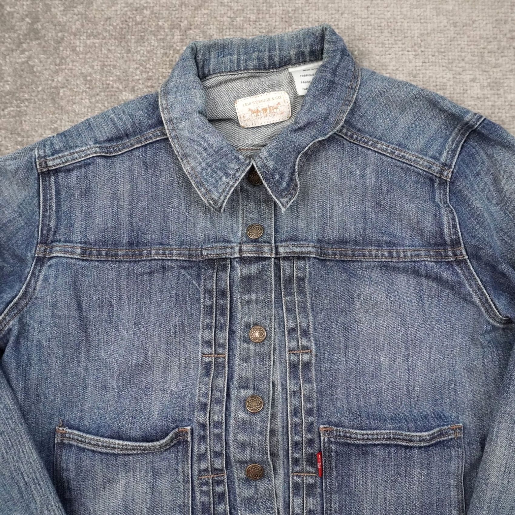 Levi's Levi's Butterfly Womens Large Blue Medium Wash Long Sleeve Denim Snap Jacket Size L / US 10 / IT 46 - 6 Thumbnail