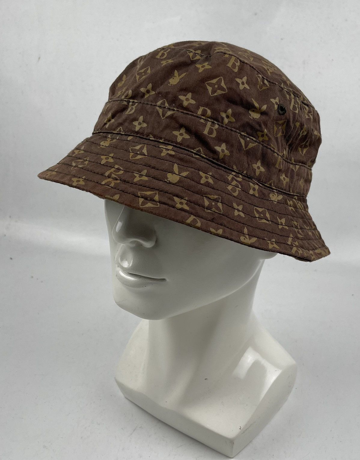 Playboy playboy lv parody bucket hat tc42 Size ONE SIZE - 1 Thumbnail