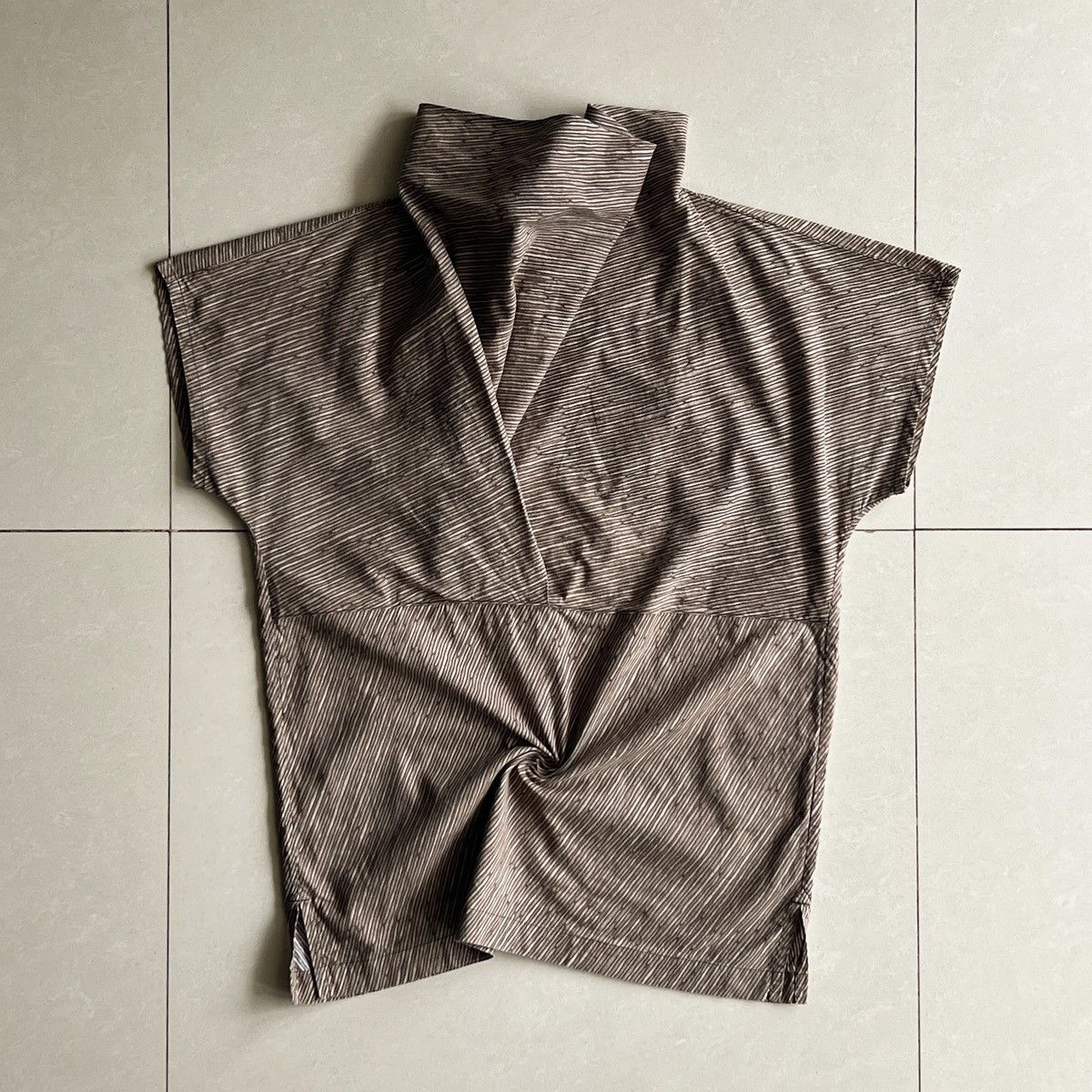 Issey Miyake 1970’s Issey Miyake cowl neck shirt Size US S / EU 44-46 / 1 - 4 Thumbnail