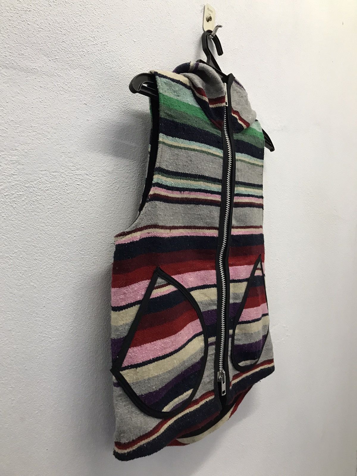 Japanese Brand × Vintage Vintage Mucho Bueno Made In Japan Sleeveless Jacket Hoodie Size US S / EU 44-46 / 1 - 7 Thumbnail