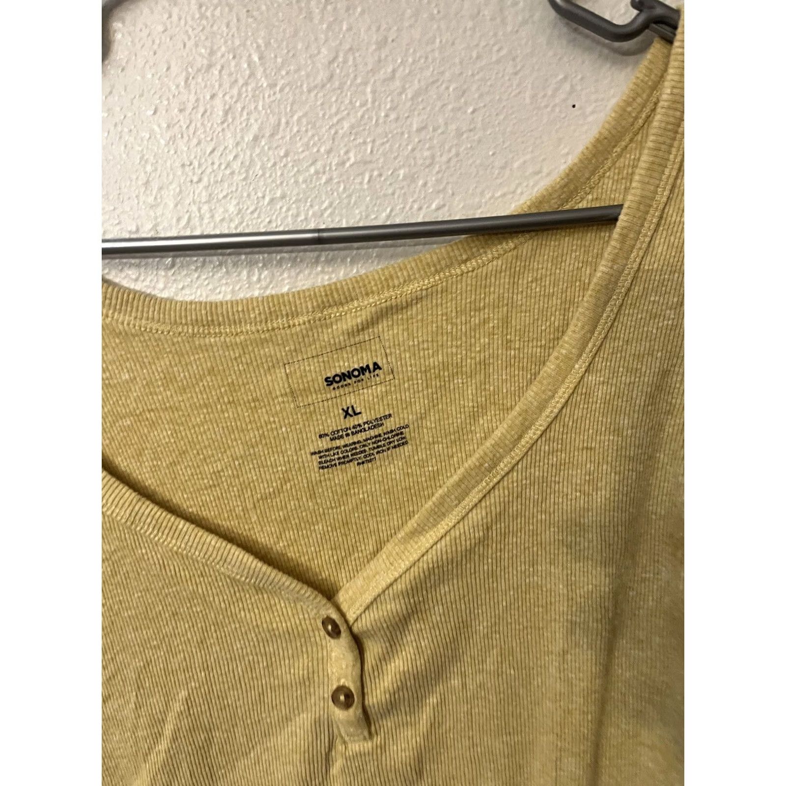 Vintage Sonoma Blouse XL Yellow Henley Sleeveless V Neck Button Accents Women's Size XL / US 12-14 / IT 48-50 - 2 Thumbnail