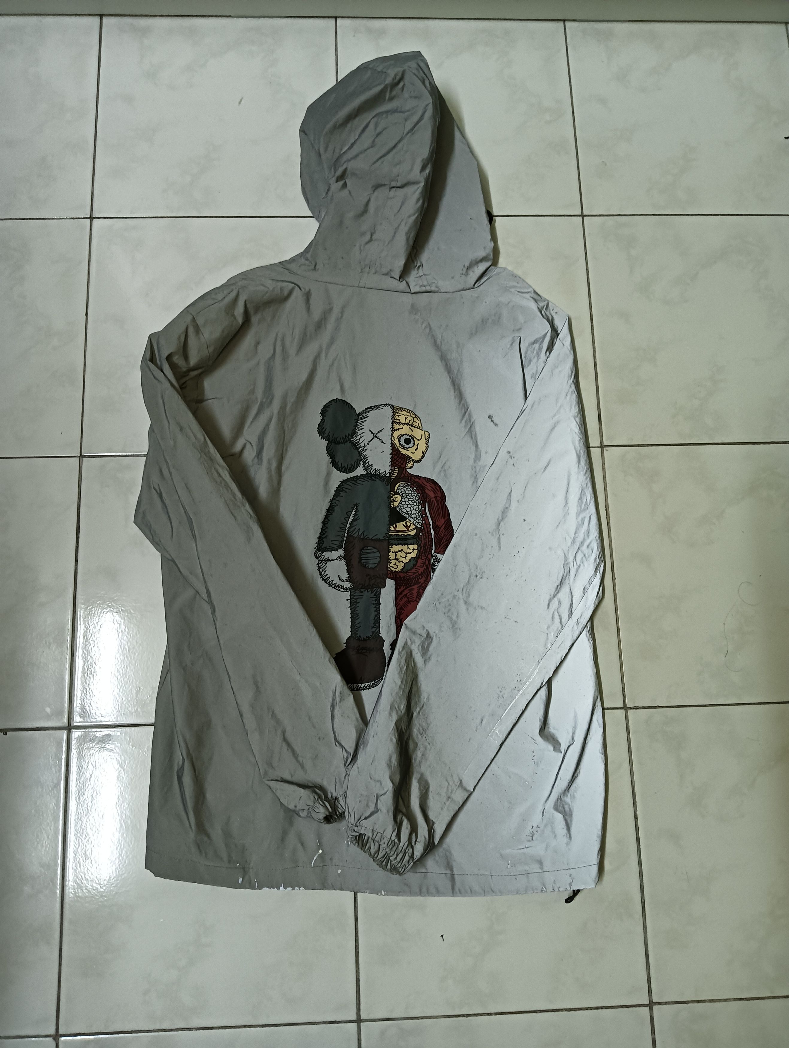 Other Reflective Grey Windbreaker Jacket with KAWS Size US XL / EU 56 / 4 - 4 Thumbnail