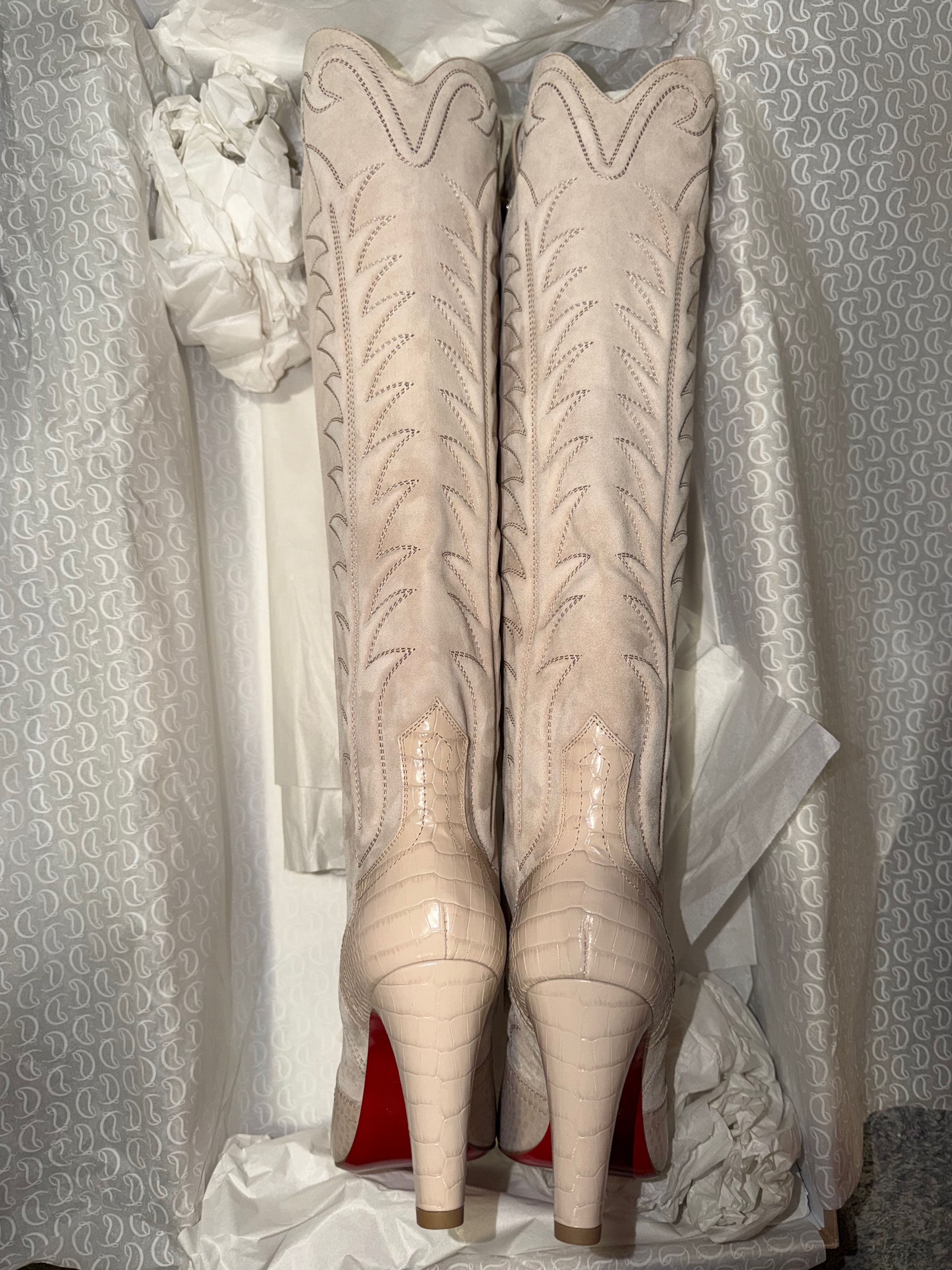Christian Louboutin Santia Botta 85 Pearl Beige Western Knee High Heel Boot 38 Size US 8 / IT 38 - 17 Thumbnail