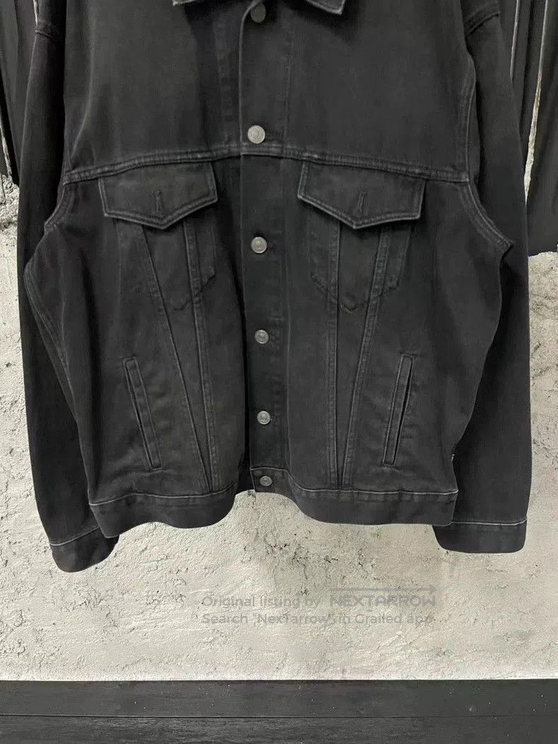 Balenciaga Balenciaga Black Red Logo Denim Jacket. Size US S / EU 44-46 / 1 - 4 Thumbnail