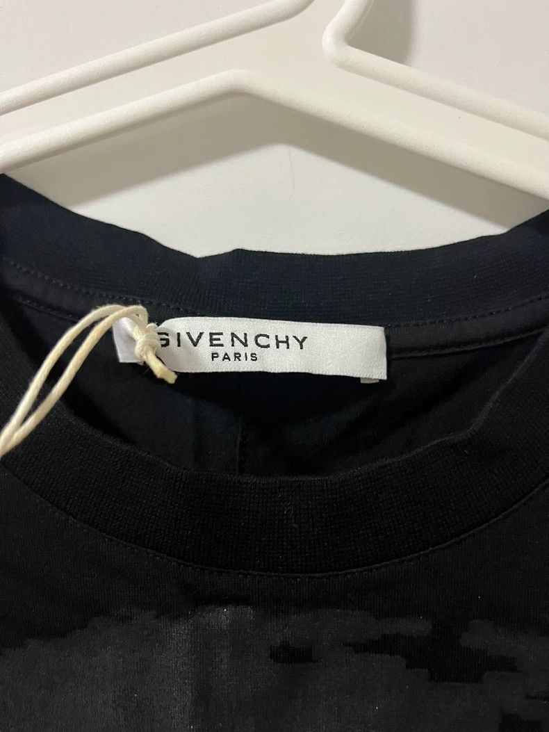 Givenchy Givenchy Short Sleeve T-Shirt 2506-Nextarrow Size US XL / EU 56 / 4 - 2 Thumbnail