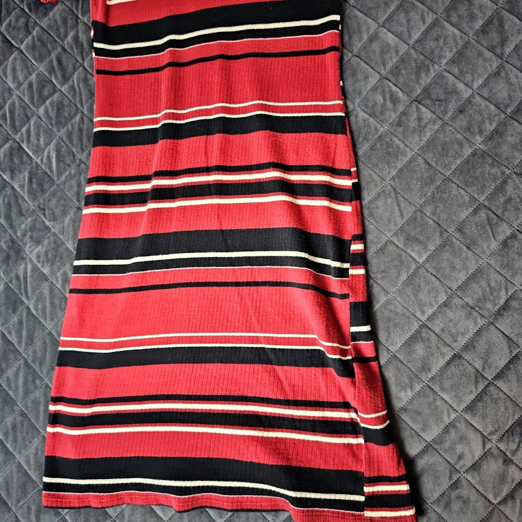 H&M Divided by H&M Dress Women Red Striped 3/4 Sleeve Round Neck Holiday Size 14 Size XL / US 12-14 / IT 48-50 - 6 Thumbnail
