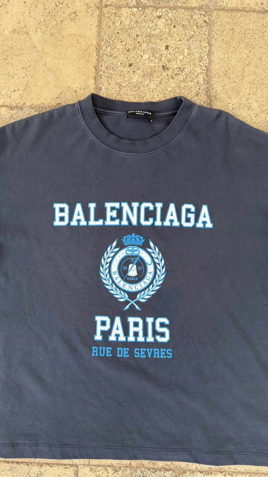 Balenciaga Balenciaga College Crest Tee (Boxy Fit) Size US M / EU 48-50 / 2 - 2 Thumbnail