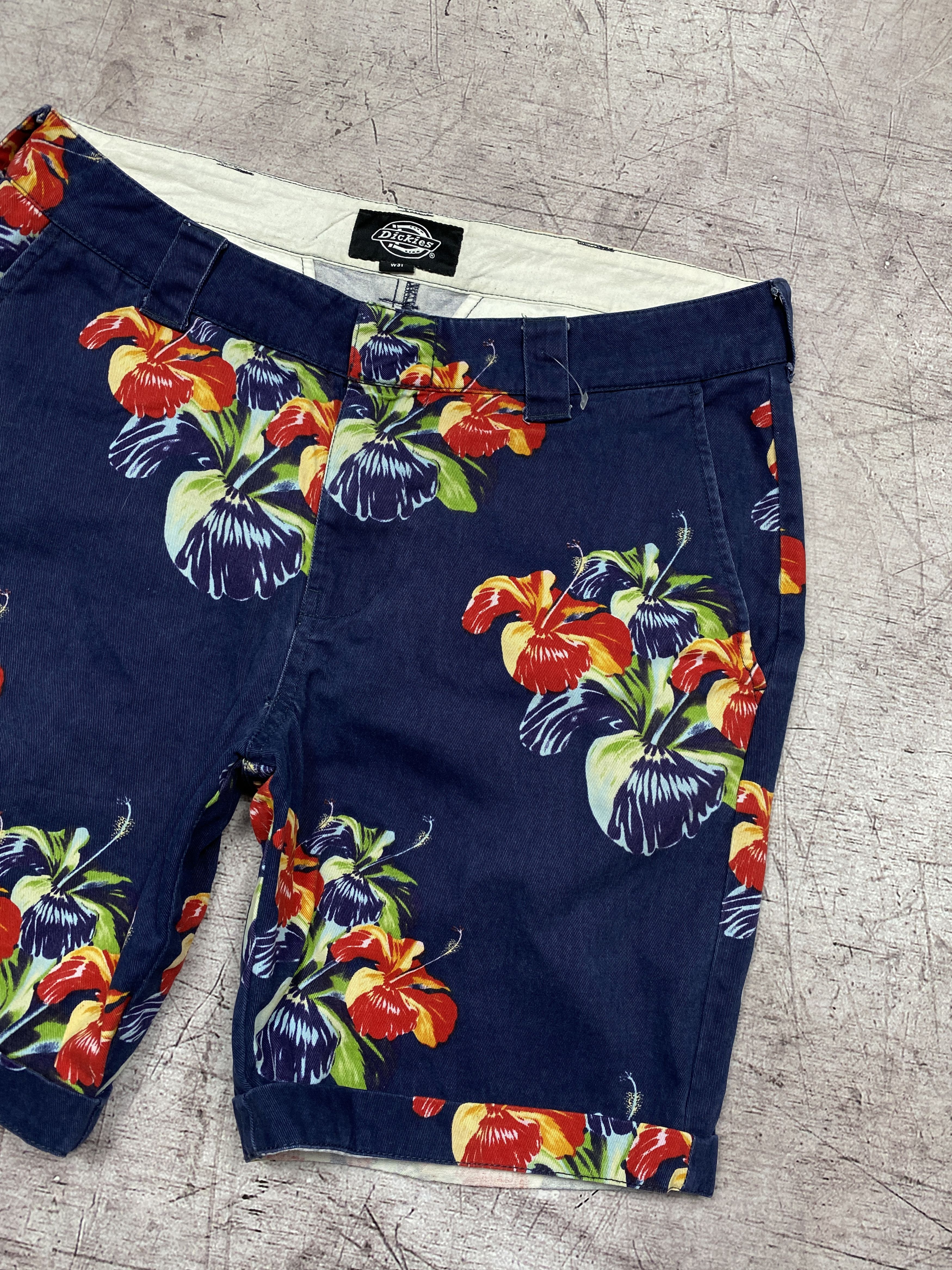 Dickies × Vintage Dickies Vintage Mens Floral Printed Shorts Size US 31 - 2 Thumbnail