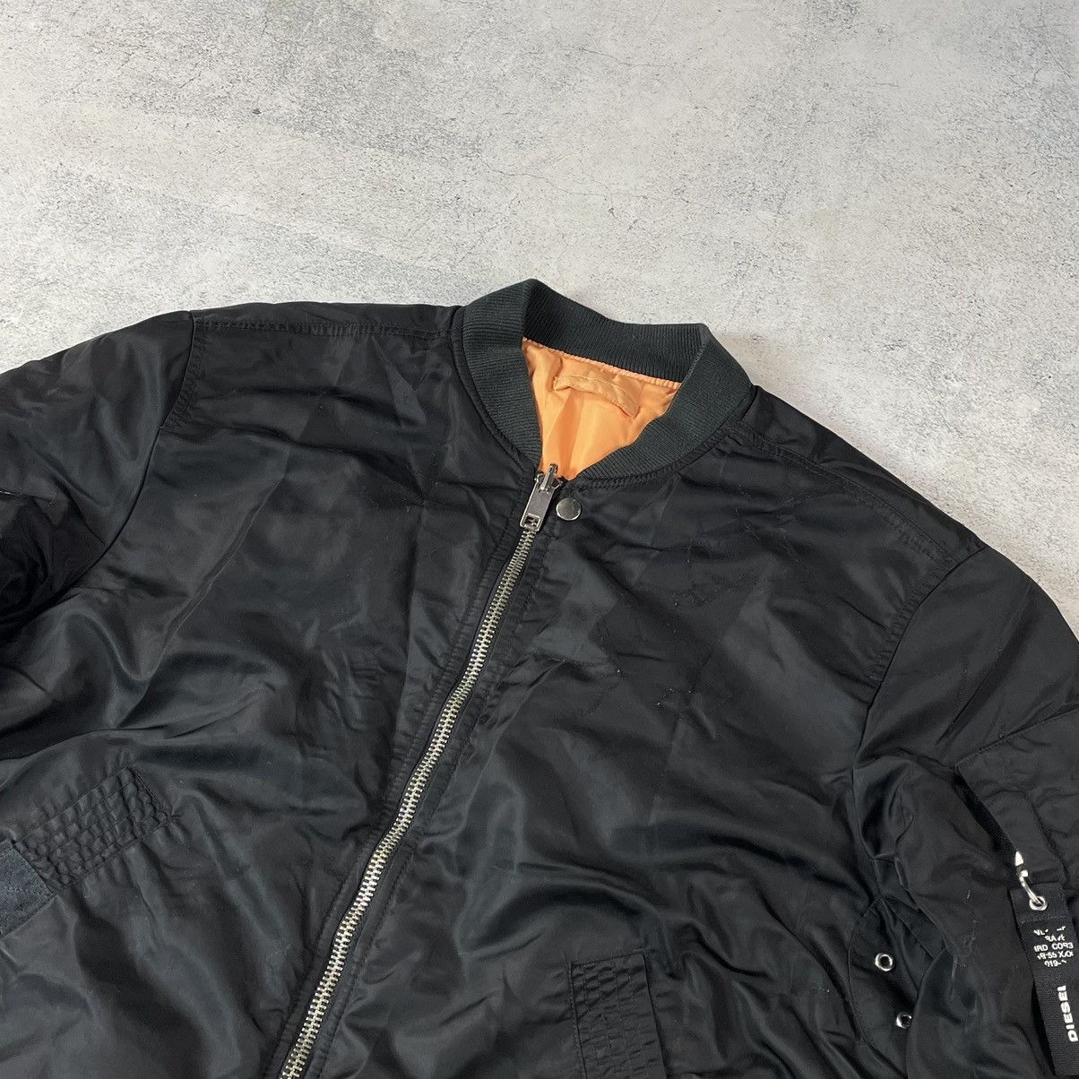 Diesel DIESEL Fully Distressed & Trashed MA-1 Flying J-ROSS Bomber Size US XL / EU 56 / 4 - 2 Thumbnail