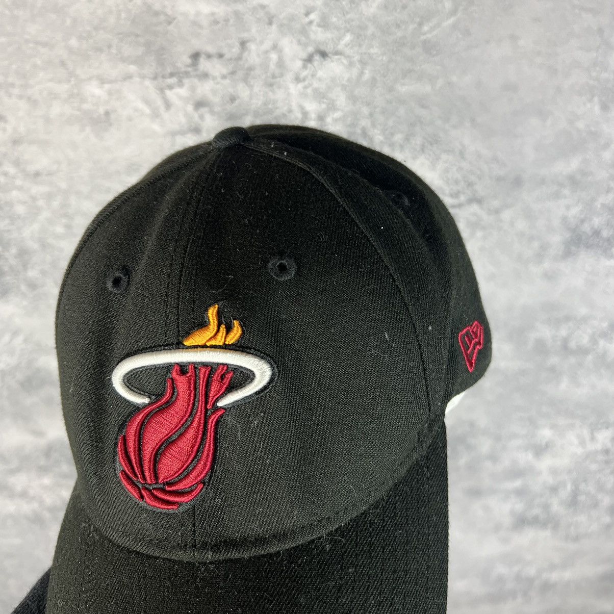 NBA Miami Heat New Era Vintage Cap Men's Black Polyester Size ONE SIZE - 6 Thumbnail