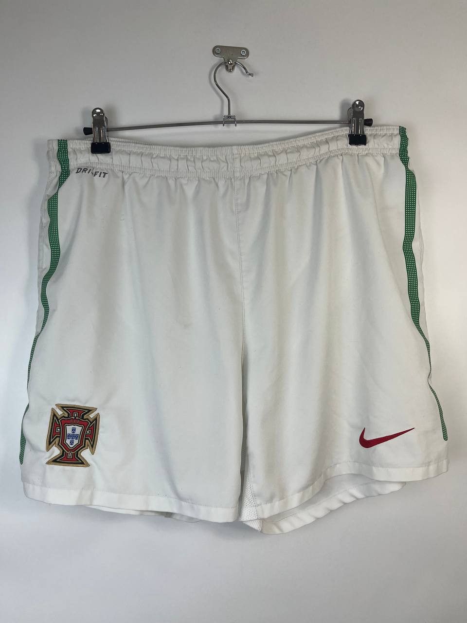 Nike PORTUGAL HOME SHORTS 2008 2010 NIKE DRI-FIT FOOTBALL SIZE L Size US 36 / EU 52 - 1 Thumbnail