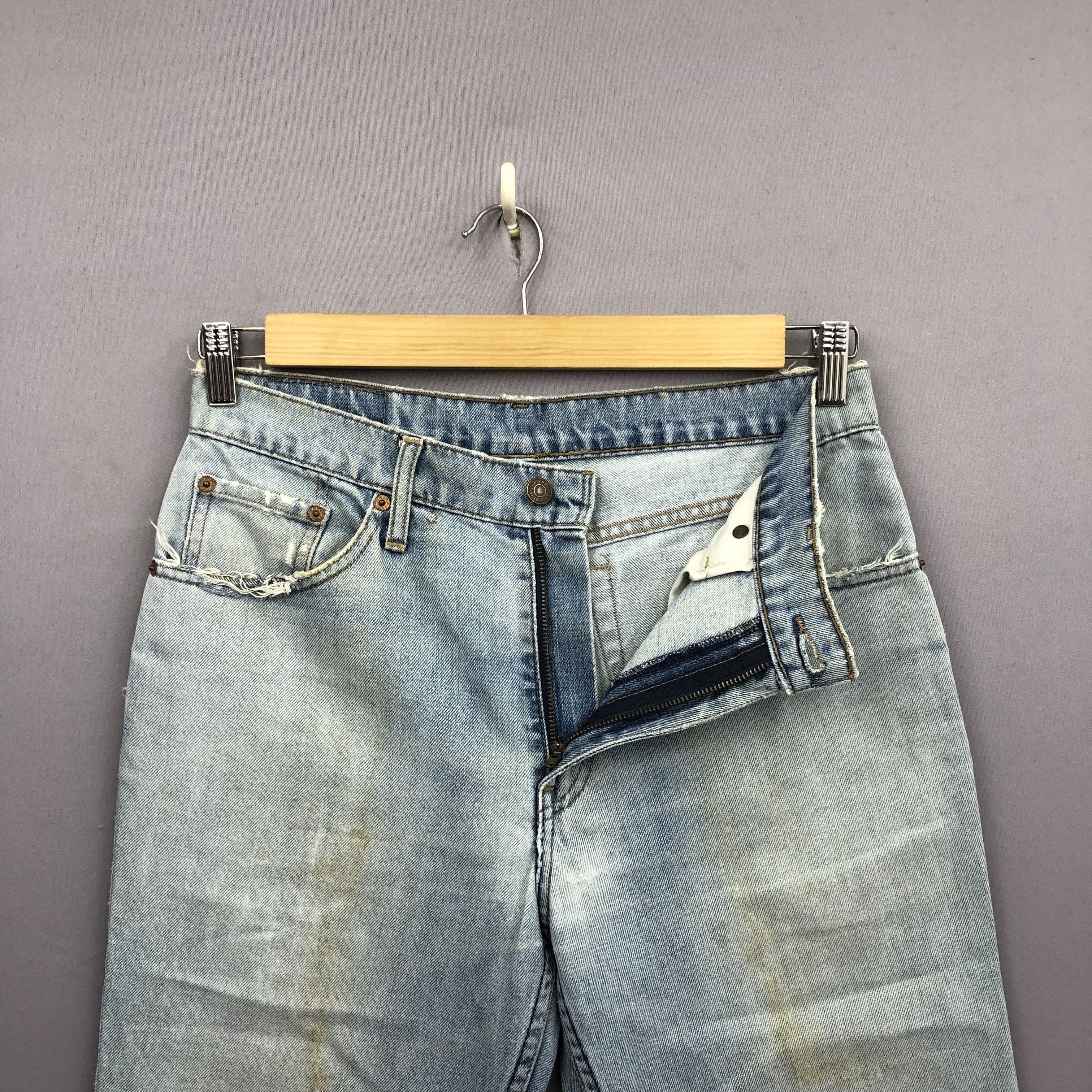 Levi's Vintage Distressed Levi's 505 Light Wash Jeans Faded Denim Size US 30 / EU 46 - 6 Thumbnail