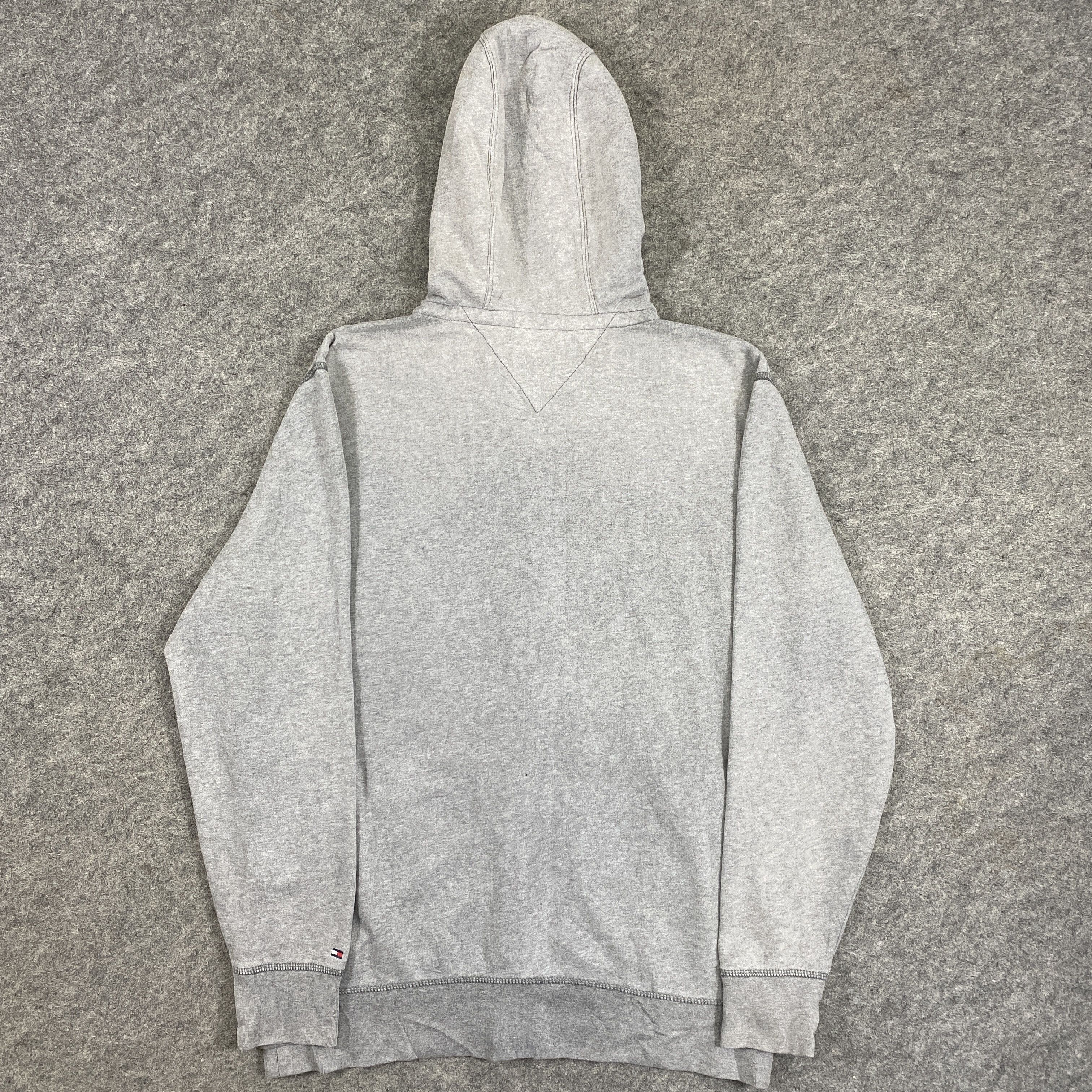 Tommy Hilfiger Vintage Tommy Hilfiger 85 Zipper Hoodie -SW066 Size US L / EU 52-54 / 3 - 2 Thumbnail