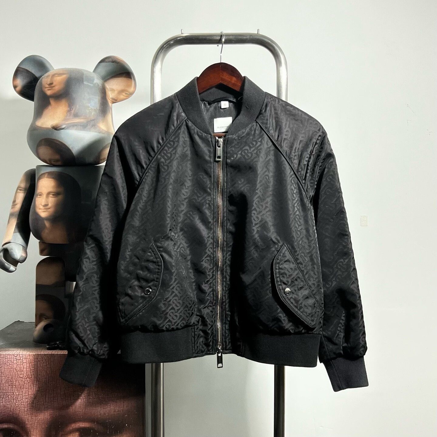 Burberry Burberry Jacket M Women Size M / US 6-8 / IT 42-44 - 1 Thumbnail