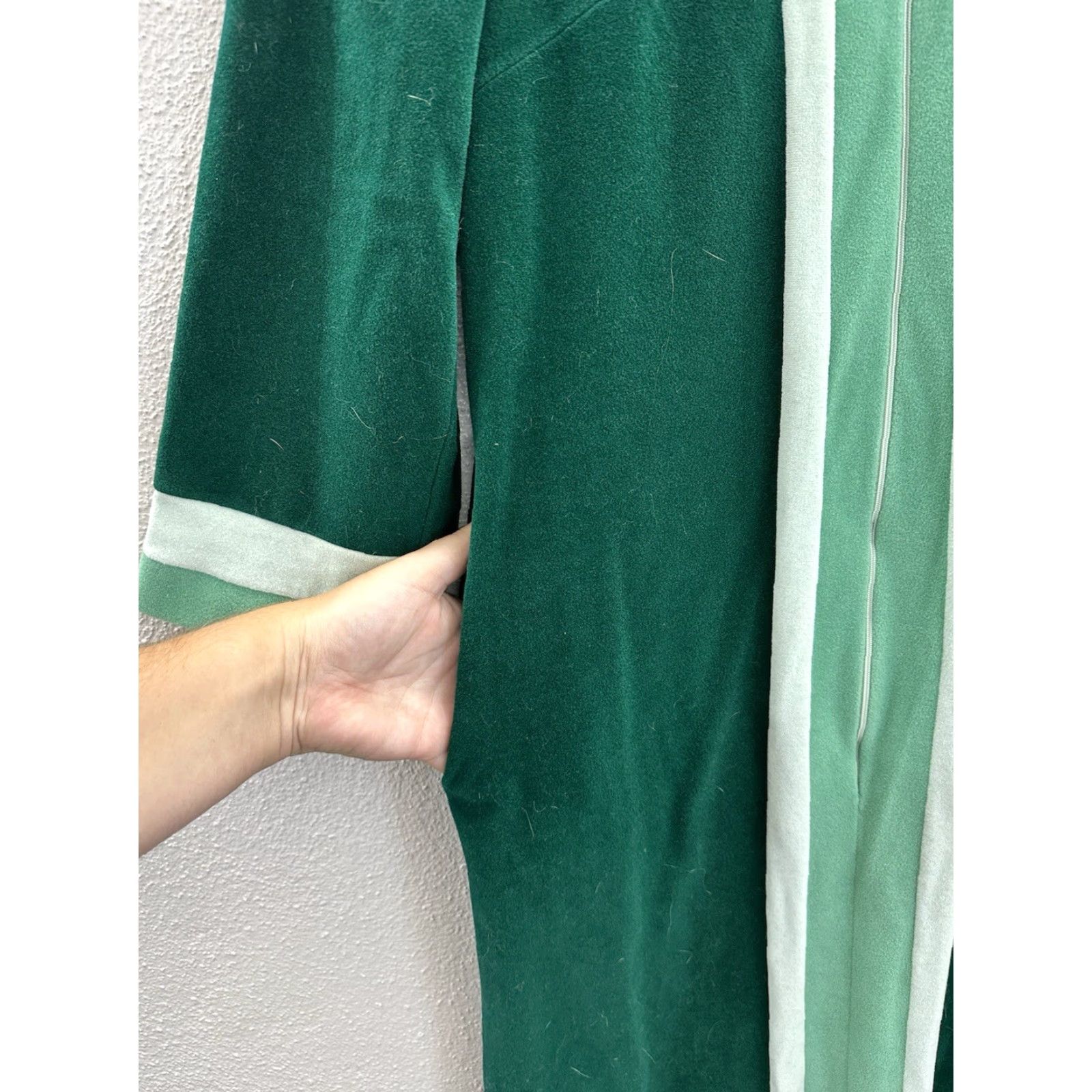Sears VINTAGE Sears Womens Robe Sleepwear Size 10 Green Velour Long Sleeve Zip Up Kimono 80s 90s Womens Size L / US 10 / IT 46 - 3 Thumbnail