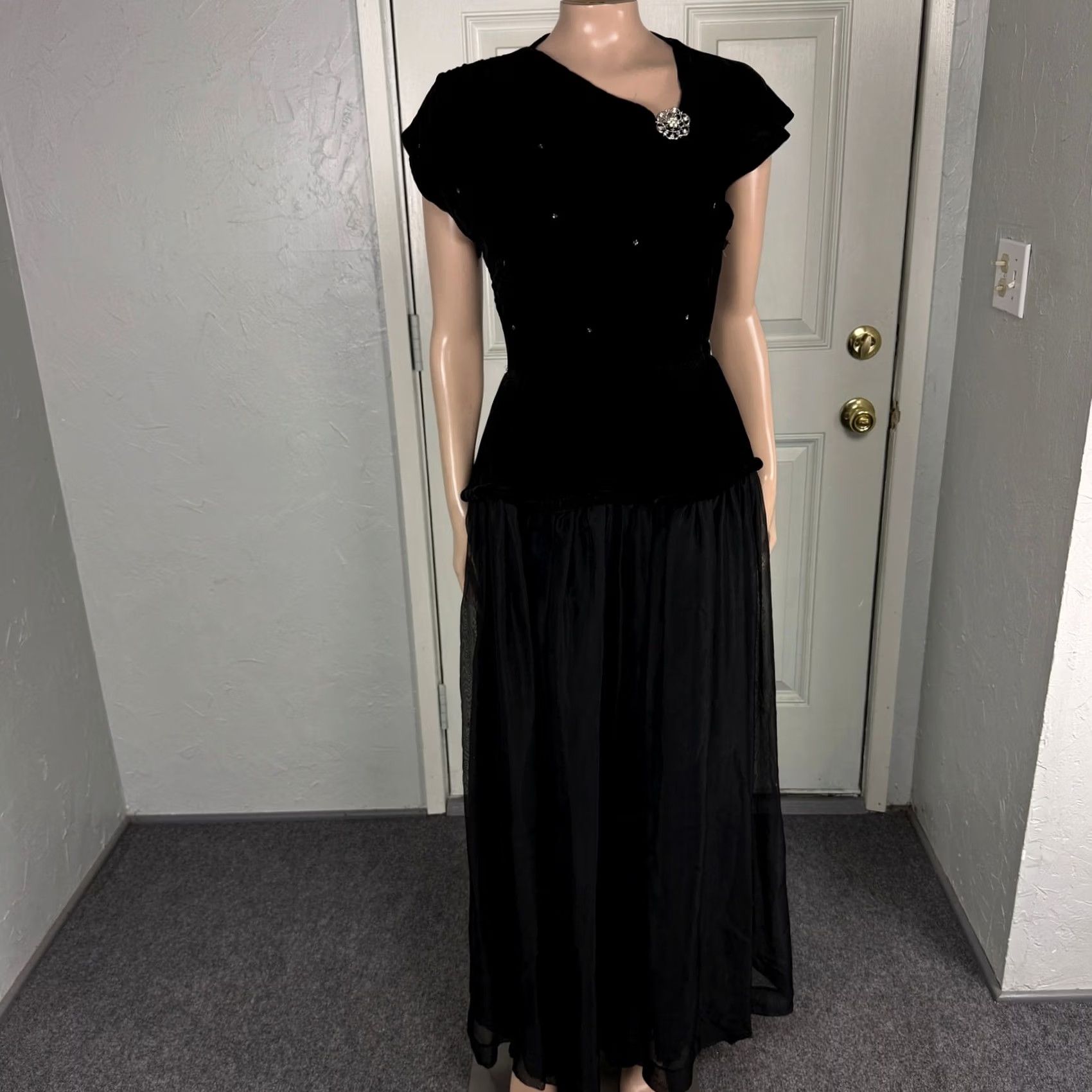Velvet VINTAGE Dress Maxi Evening Velvet Black 1950s 2XS Women’s Bohemian Party Sequin Funeral X3-24 Size XXS / US 00 / IT 34 - 2 Thumbnail