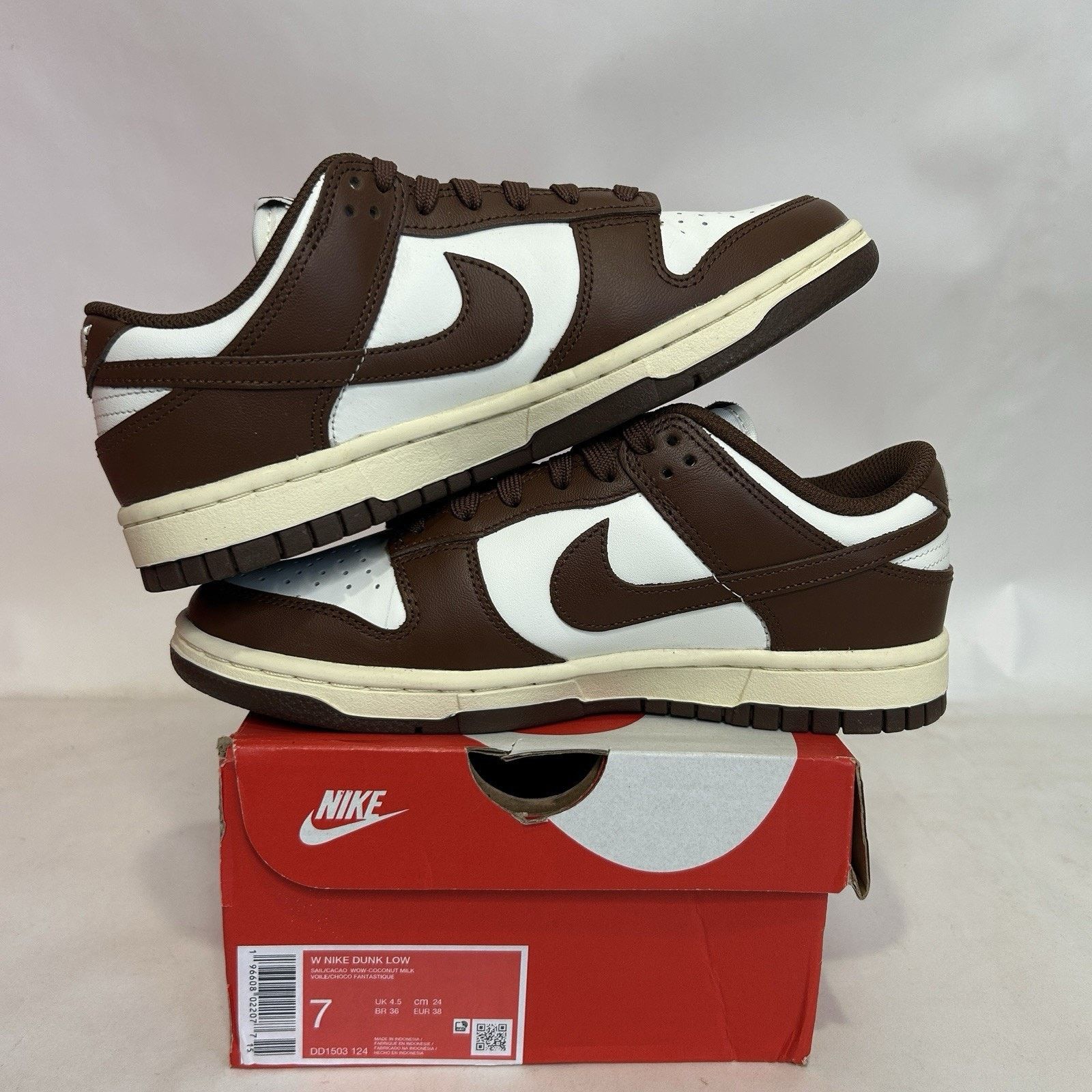 Nike Nike Dunk Low WMNS “Cacao Wow/Mocha” Size US 7 / IT 37 - 3 Thumbnail