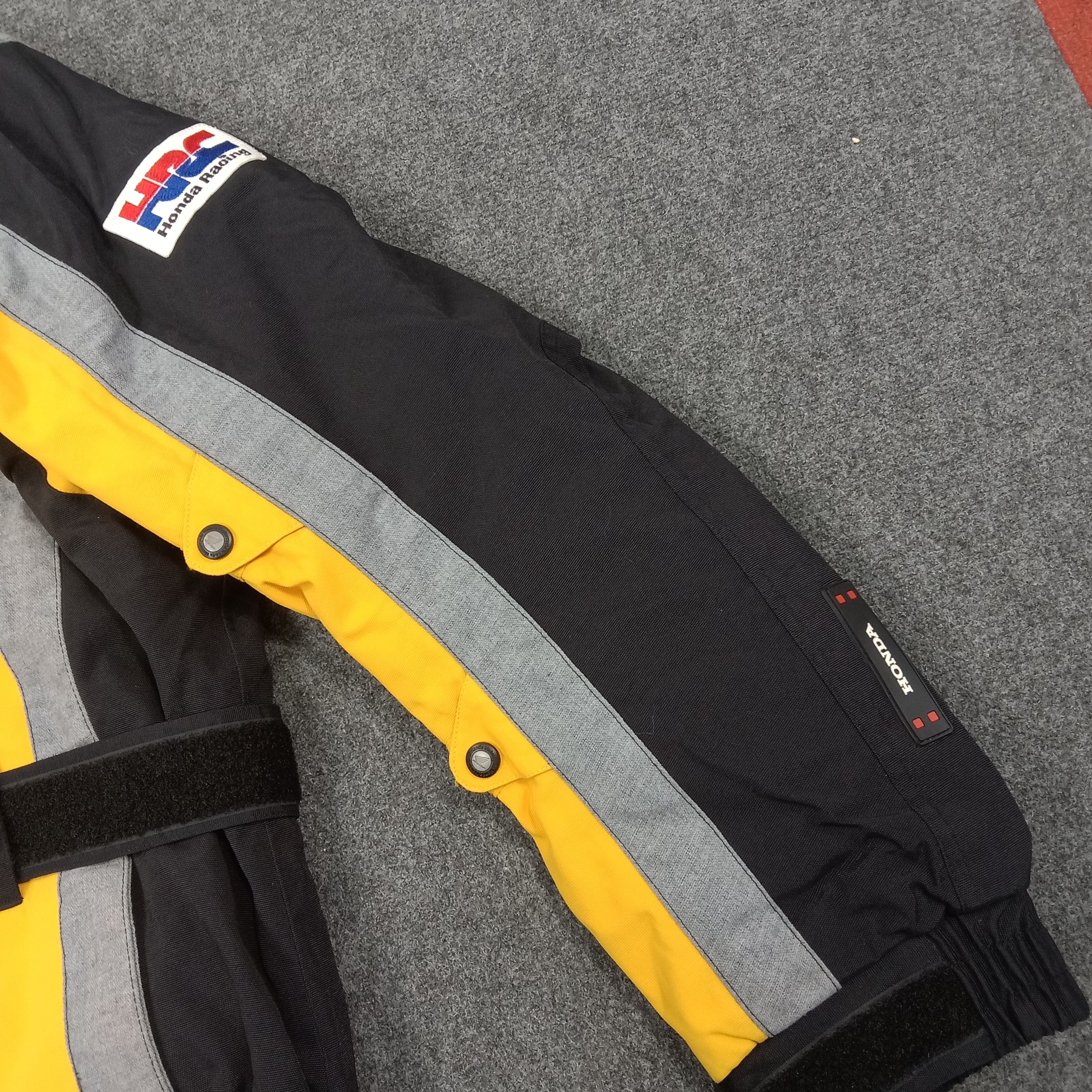 Honda Honda Racing Japanese Racing Team Safety Pad Jacket C236N5 Size US L / EU 52-54 / 3 - 5 Thumbnail