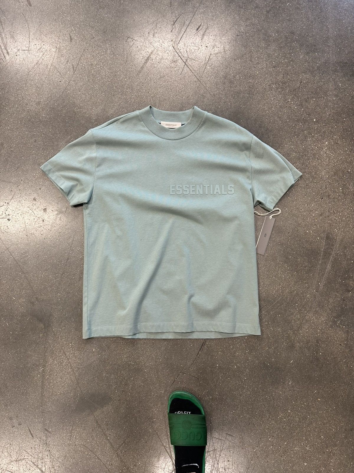 Fear of God Fear of God Essentials SS Tee Sycamore Size US XXL / EU 58 / 5 - 1 Thumbnail