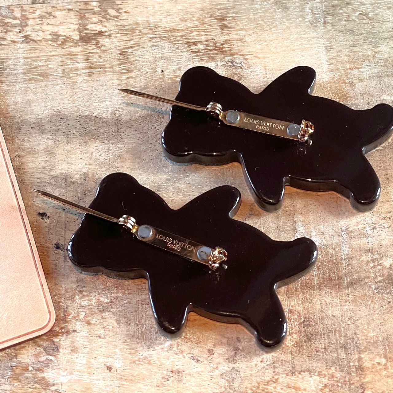 Louis Vuitton Louis Vuitton Brown Damier Monogram Teddy Bears Brooches Size ONE SIZE - 5 Thumbnail
