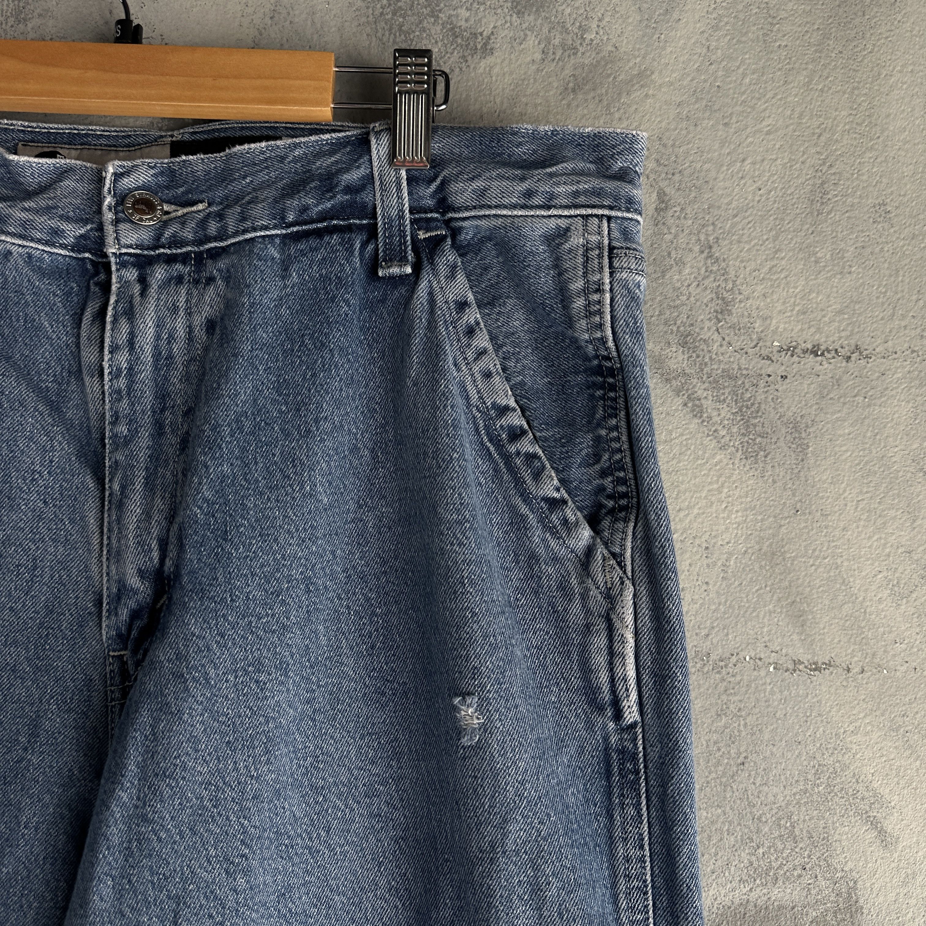 Levi's Vtg Levi's SilverTab Cargo Jeans Mens Baggy Flap Pocket Size US 33 - 7 Thumbnail