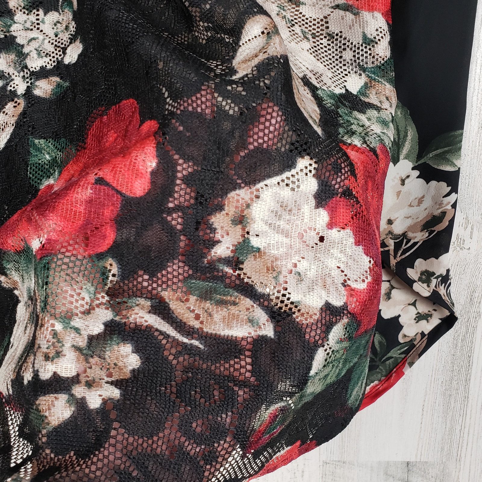 Other Fig + Flower Floral Long Sleeve Button Down Petite Medium PM Size M / US 6-8 / IT 42-44 - 11 Thumbnail