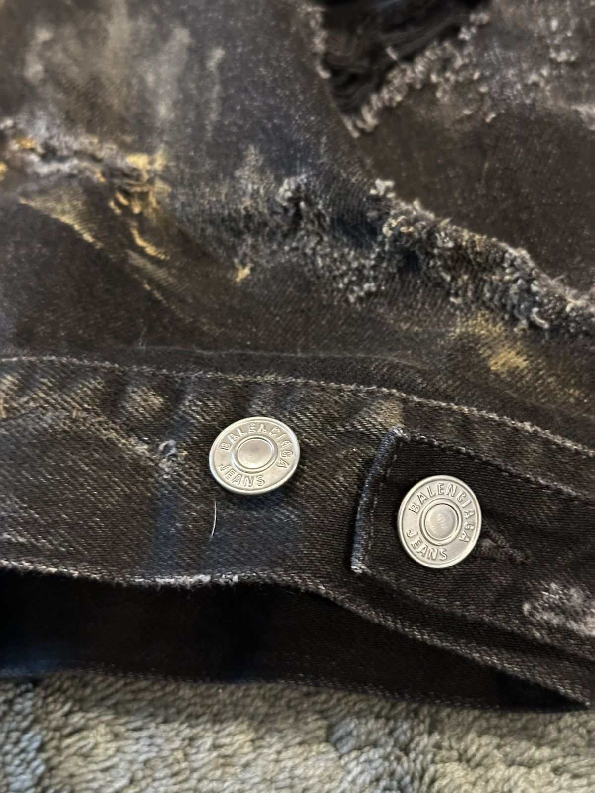 Balenciaga Balenciaga “Mud Show” Thrashed Oversized Black Denim jacket Size US XL / EU 56 / 4 - 23 Thumbnail