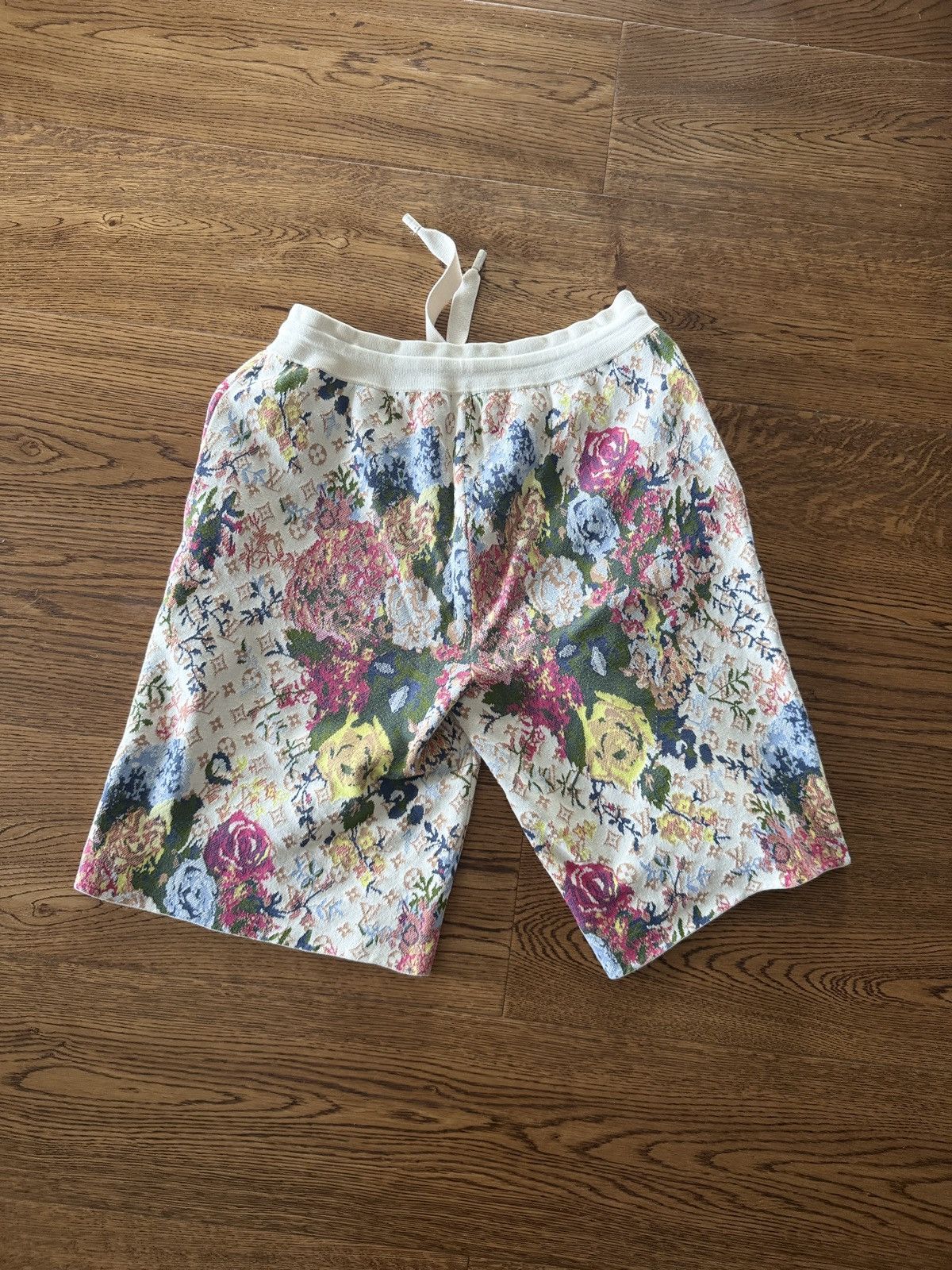 Louis Vuitton Louis Vuitton Flower Graphic Jacquard Shorts Size US 32 / EU 48 - 4 Thumbnail
