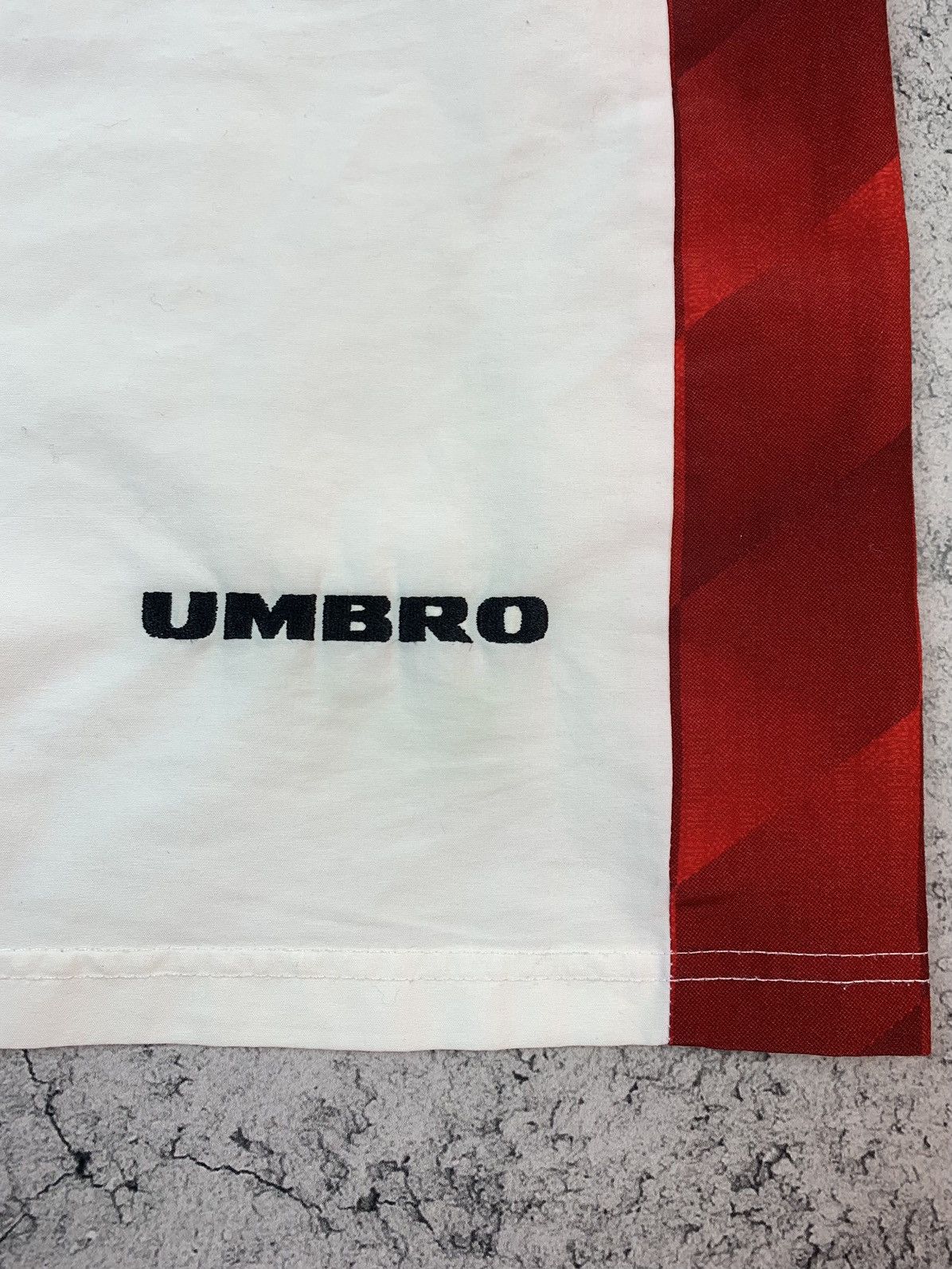 Umbro Manchester United Vintage 1996 1998 Shorts Umbro Size 34 L Size US 34 / EU 50 - 3 Thumbnail