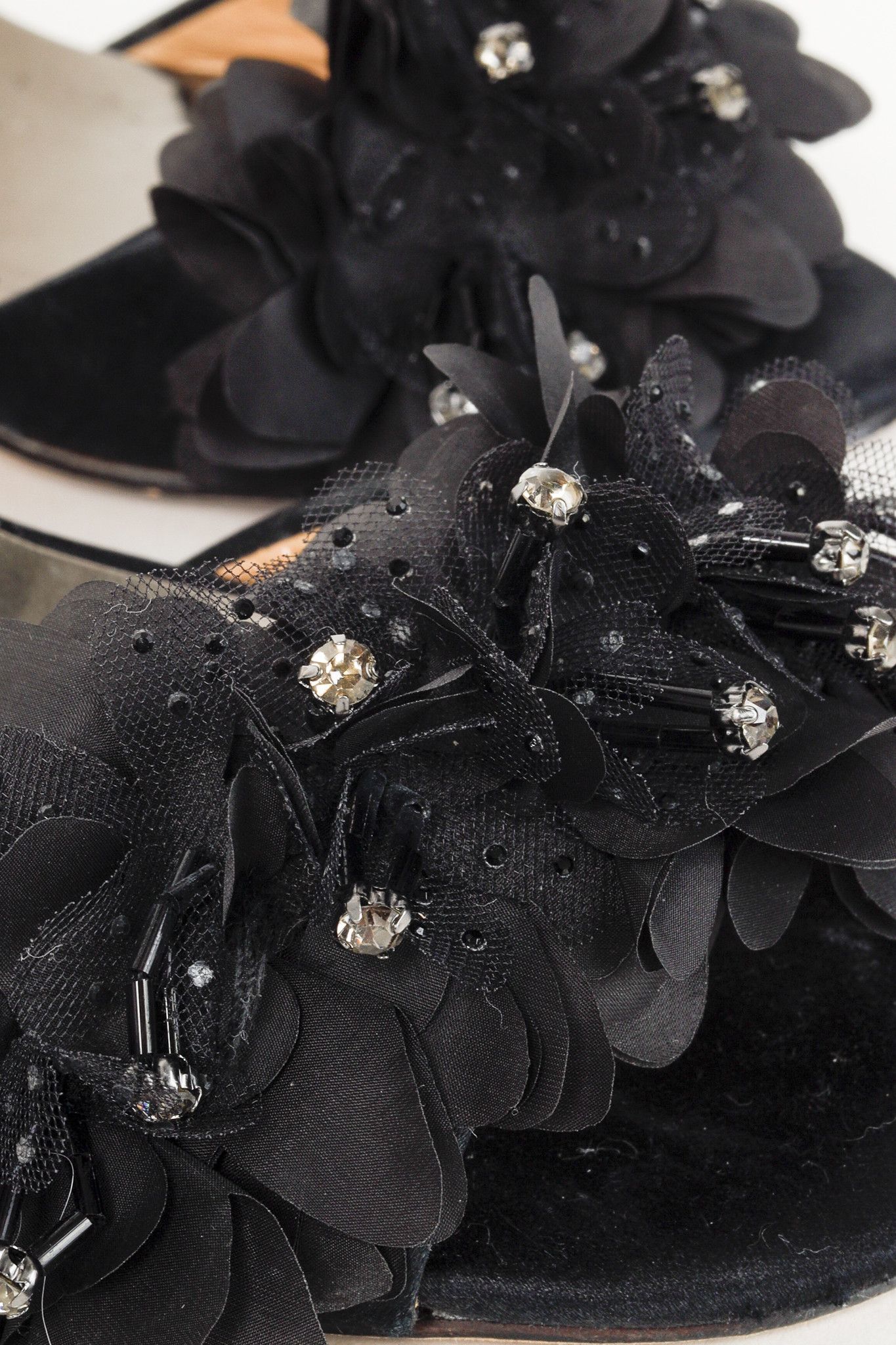 Badgley Mischka Badgley Mischka Black Garden Appliqué Satin Sandal Size US 6 / IT 36 - 7 Thumbnail