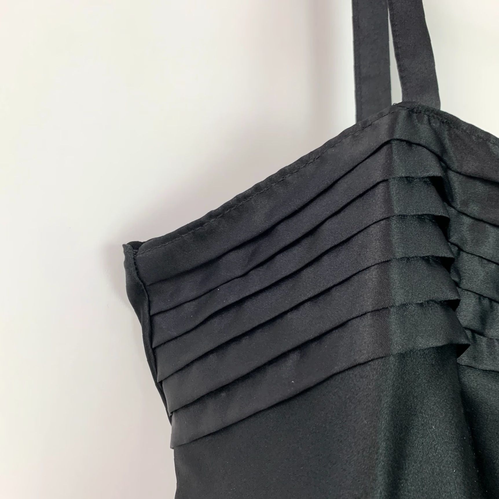 Vintage VINTAGE Black Silky Pleated Camisole 40" Chest 1980s Unbranded Shirt Womens? Size ONE SIZE - 3 Thumbnail