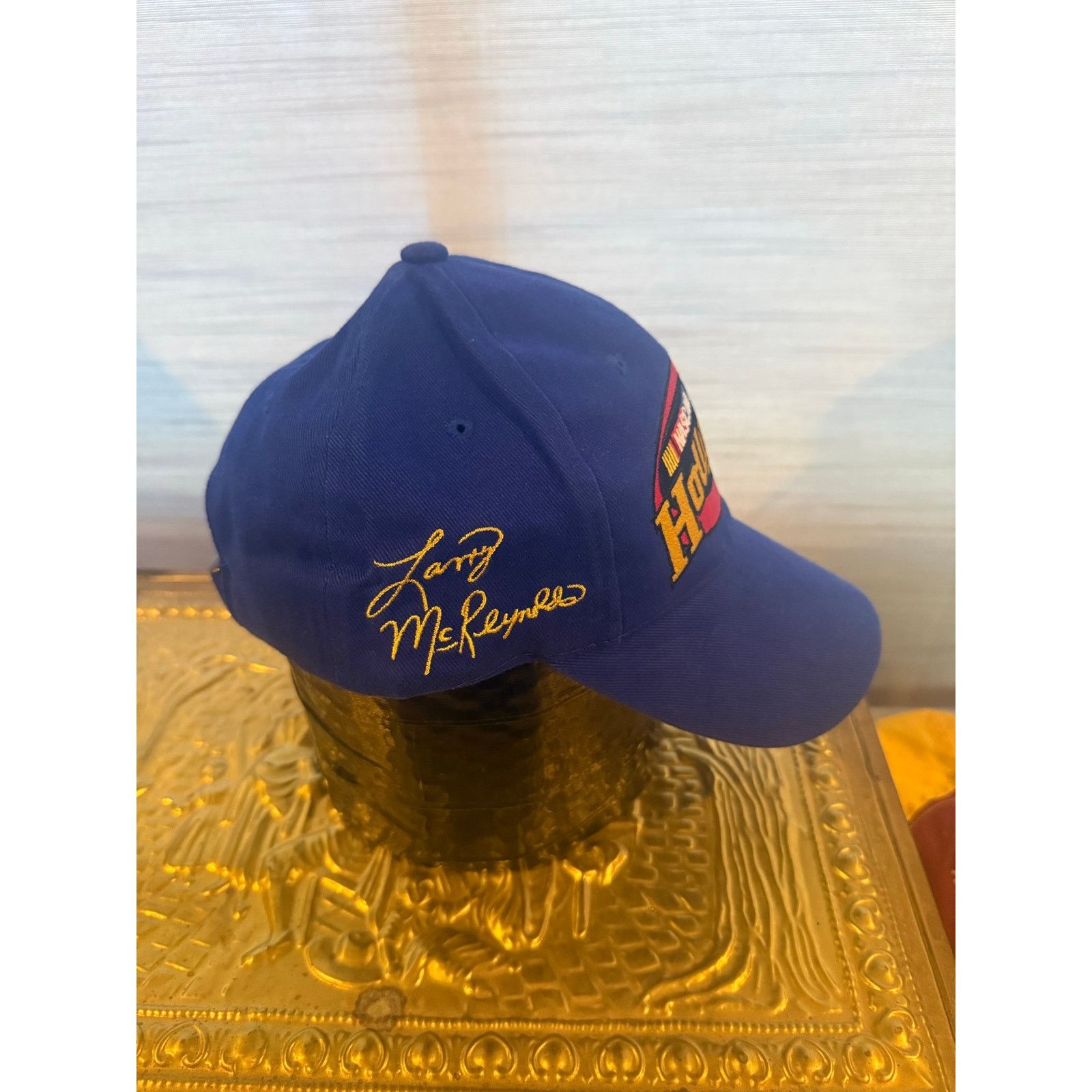 Chase Authentics NASCAR on Fox Hollywood Hotel New With Tags Size ONE SIZE - 4 Thumbnail