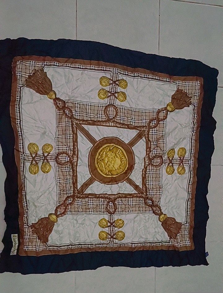 Burberry Burberry scarf Size ONE SIZE - 2 Thumbnail