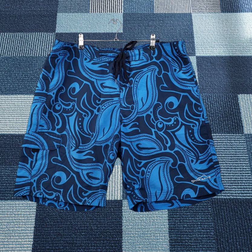 Eddie Bauer Eddie Bauer Sweat Shorts Mens XL Black Leaf Print Drawstring Nylon Shorts Mens XL Black Leaf Print Sweat Shorts Size US 36 / EU 52 - 1 Thumbnail