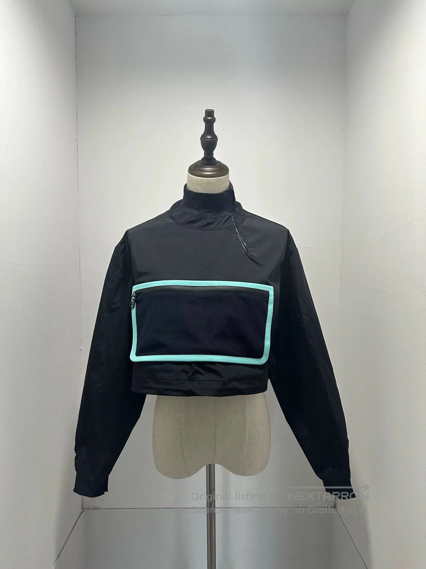 Fendi Fendi Cropped High-Neck Sweater. Size US S / EU 44-46 / 1 - 1 Thumbnail