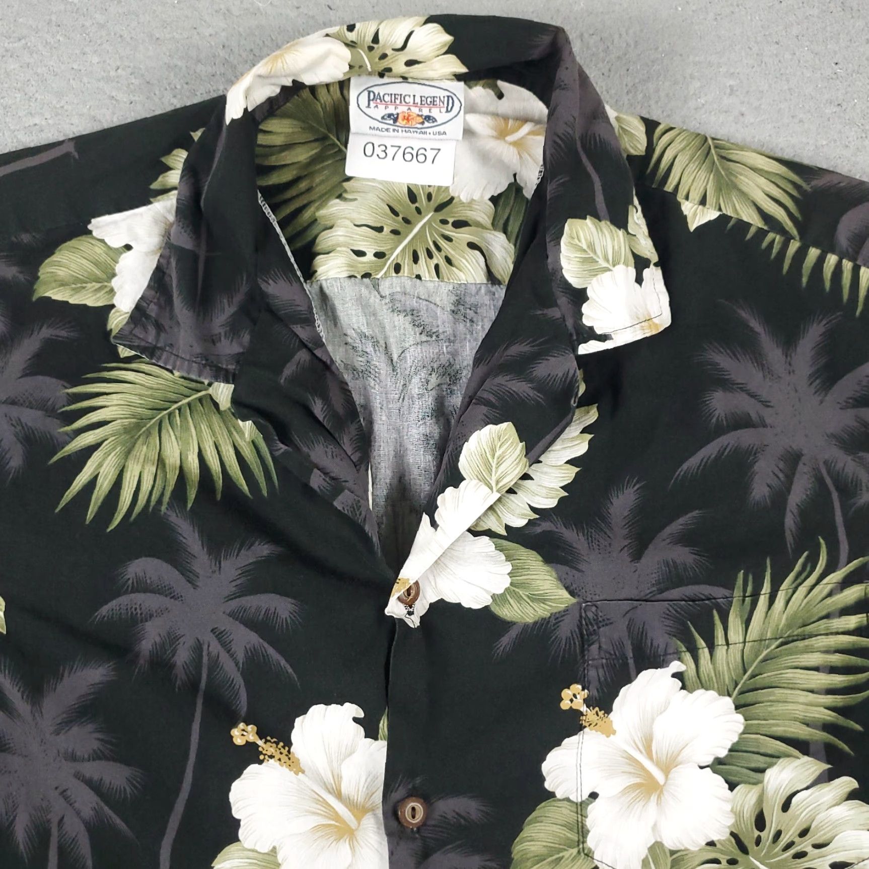 Vintage VINTAGE Pacific Legend Shirt Mens Large Black Floral Hawaiian Button-Up Short Sleeve Size US L / EU 52-54 / 3 - 2 Thumbnail