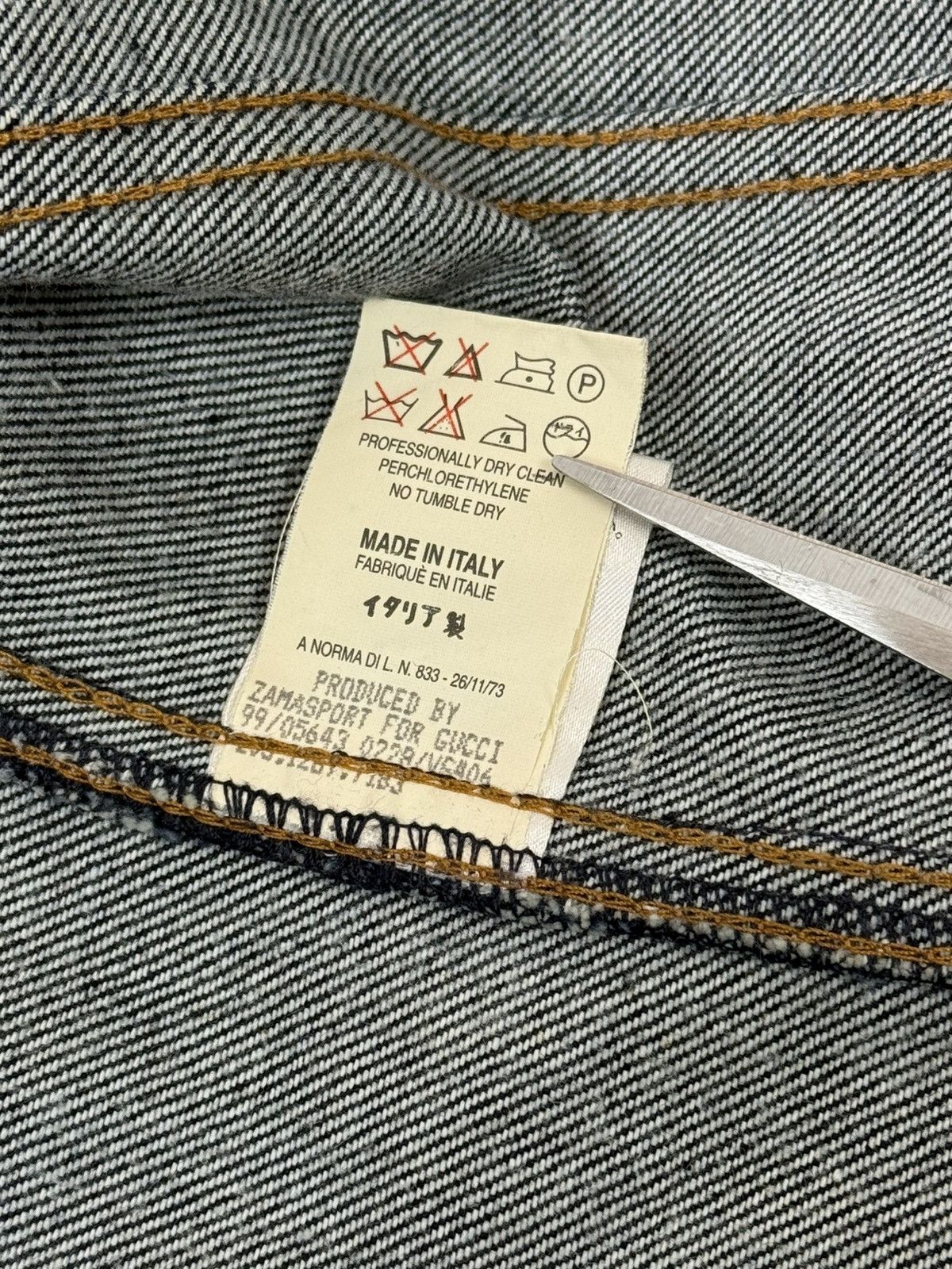 Gucci 90s Gucci Tom Ford SS99 Snap Button Denim Jacket Blue 40 Size S / US 4 / IT 40 - 11 Thumbnail