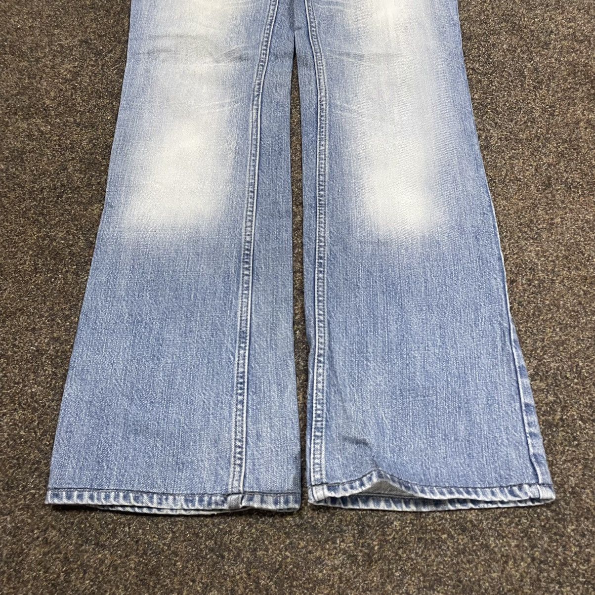 Vintage Vintage Y2K Baggy Flared Jeans Sun Faded Archive Skate Logo Size 32" / US 10 / IT 46 - 5 Thumbnail