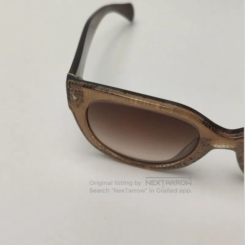 Prada Prada Logo Frame Sunglasses. Size ONE SIZE - 9 Thumbnail